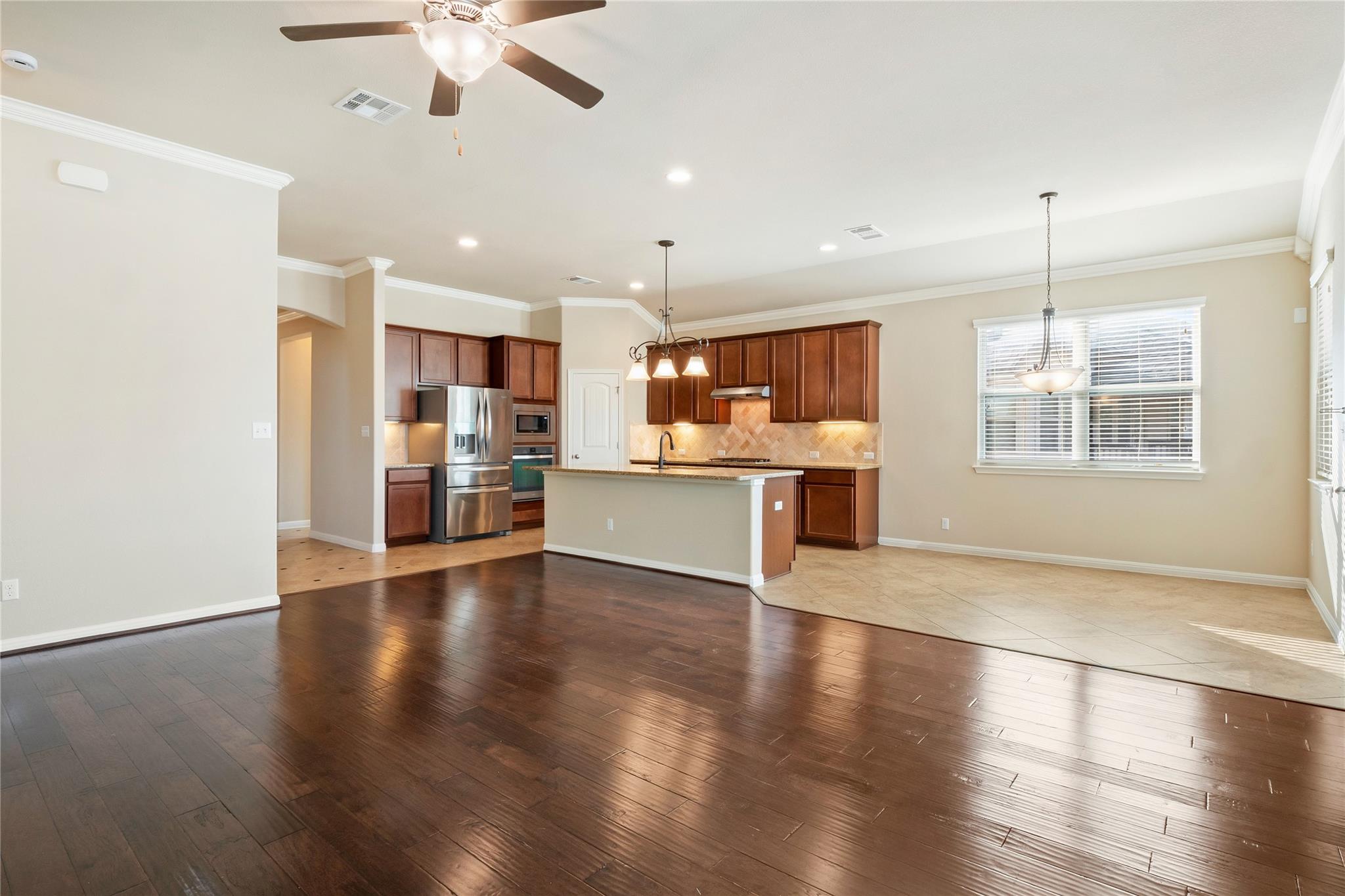 108 Phil Mickelson Ct, Round Rock, TX 78664