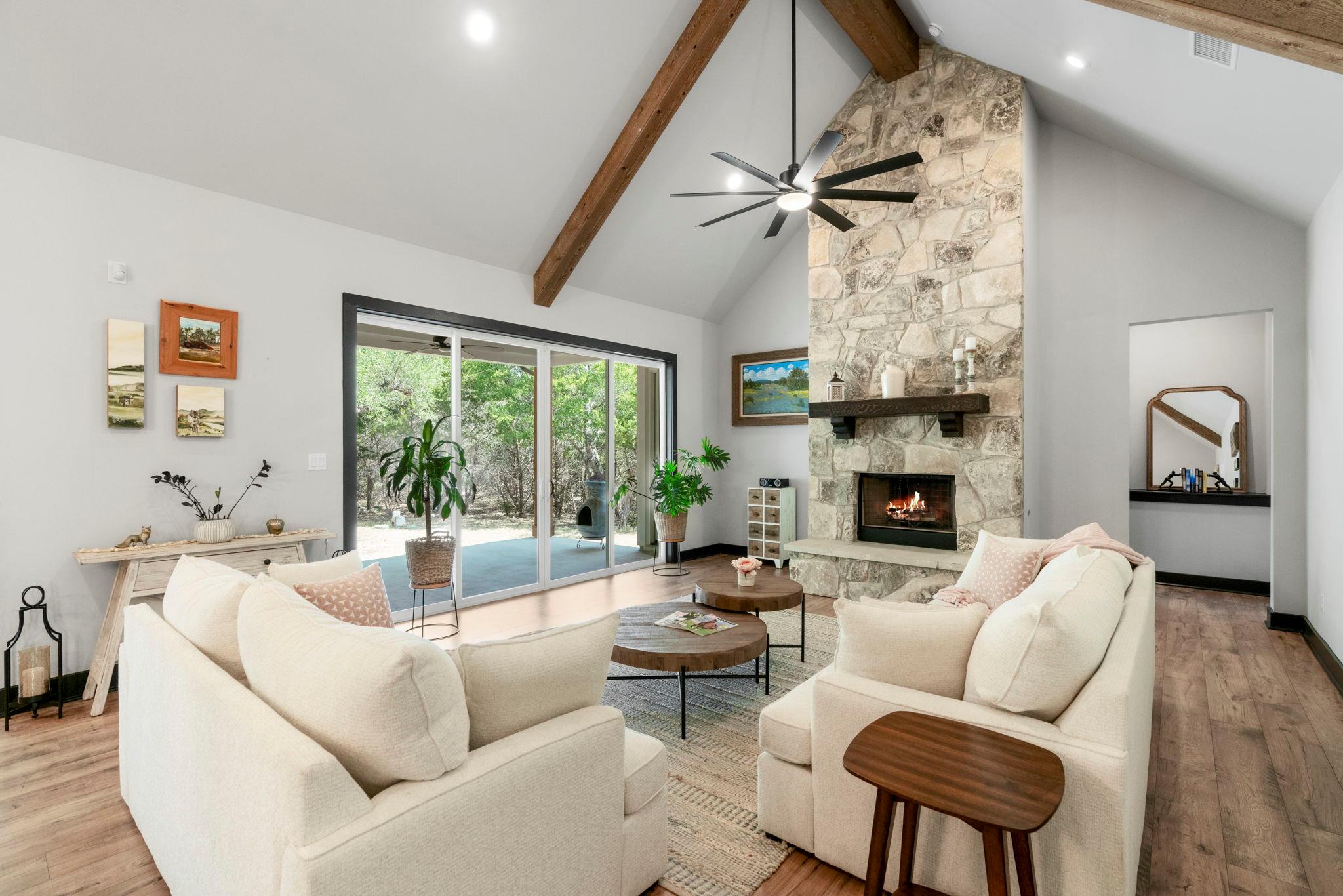 125 Brown Saddle Cv, Driftwood, TX 78619