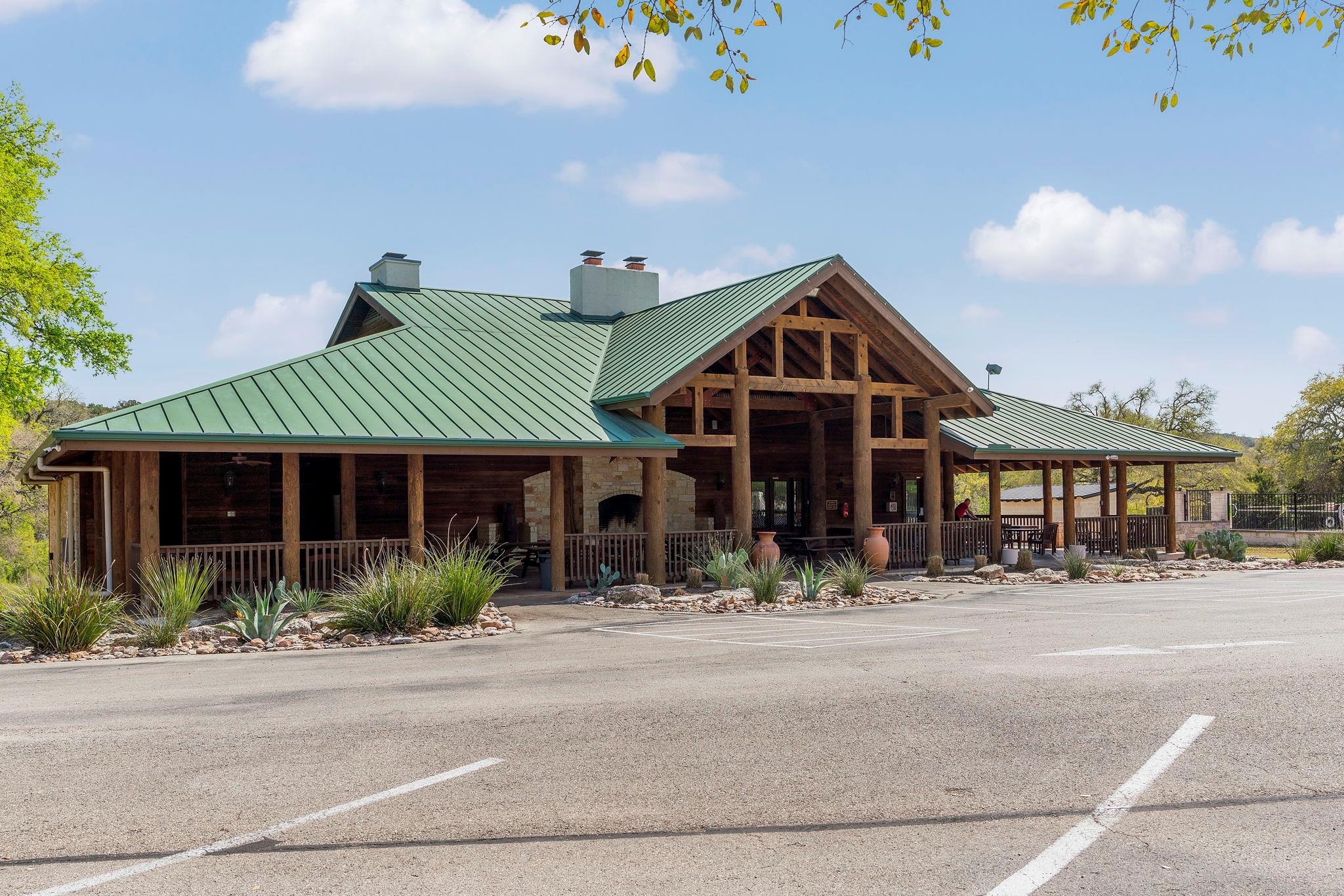 125 Brown Saddle Cv, Driftwood, TX 78619