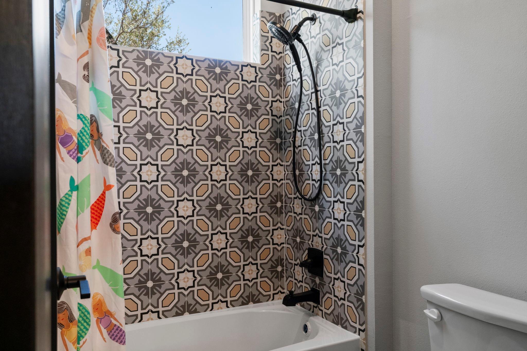 125 Brown Saddle Cv, Driftwood, TX 78619