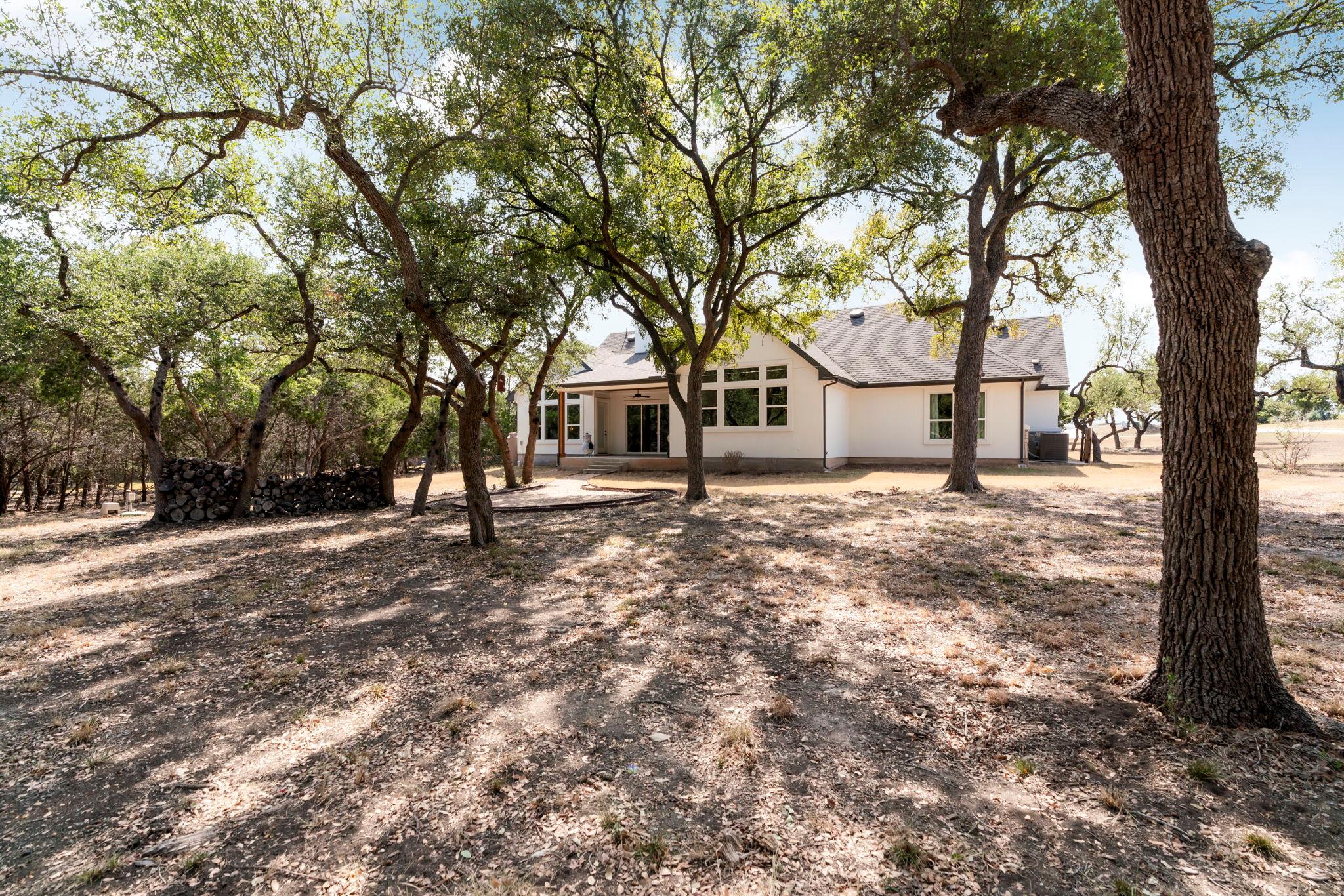 125 Brown Saddle Cv, Driftwood, TX 78619