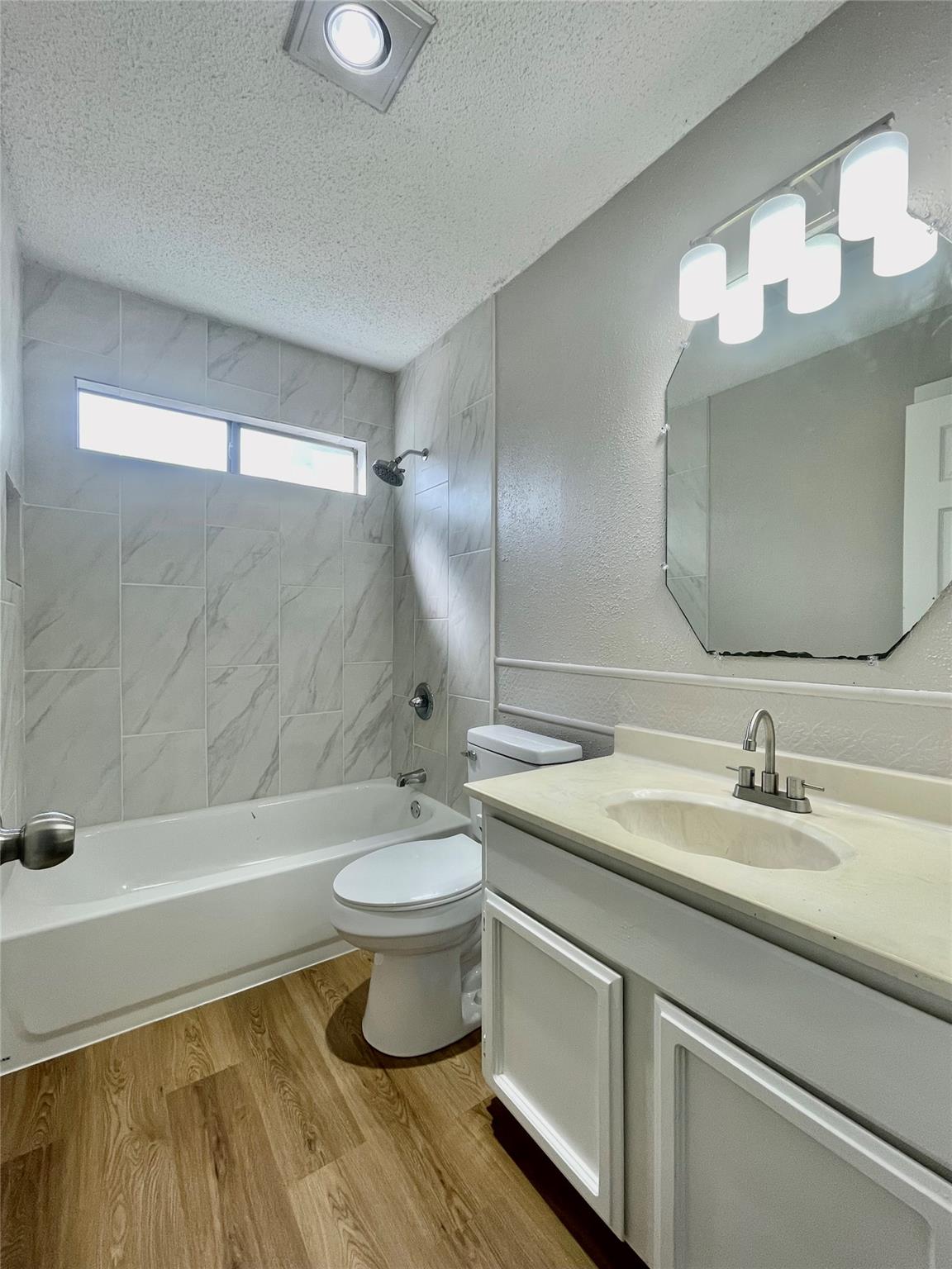 2003 Lisa Ln, San Marcos, TX 78666