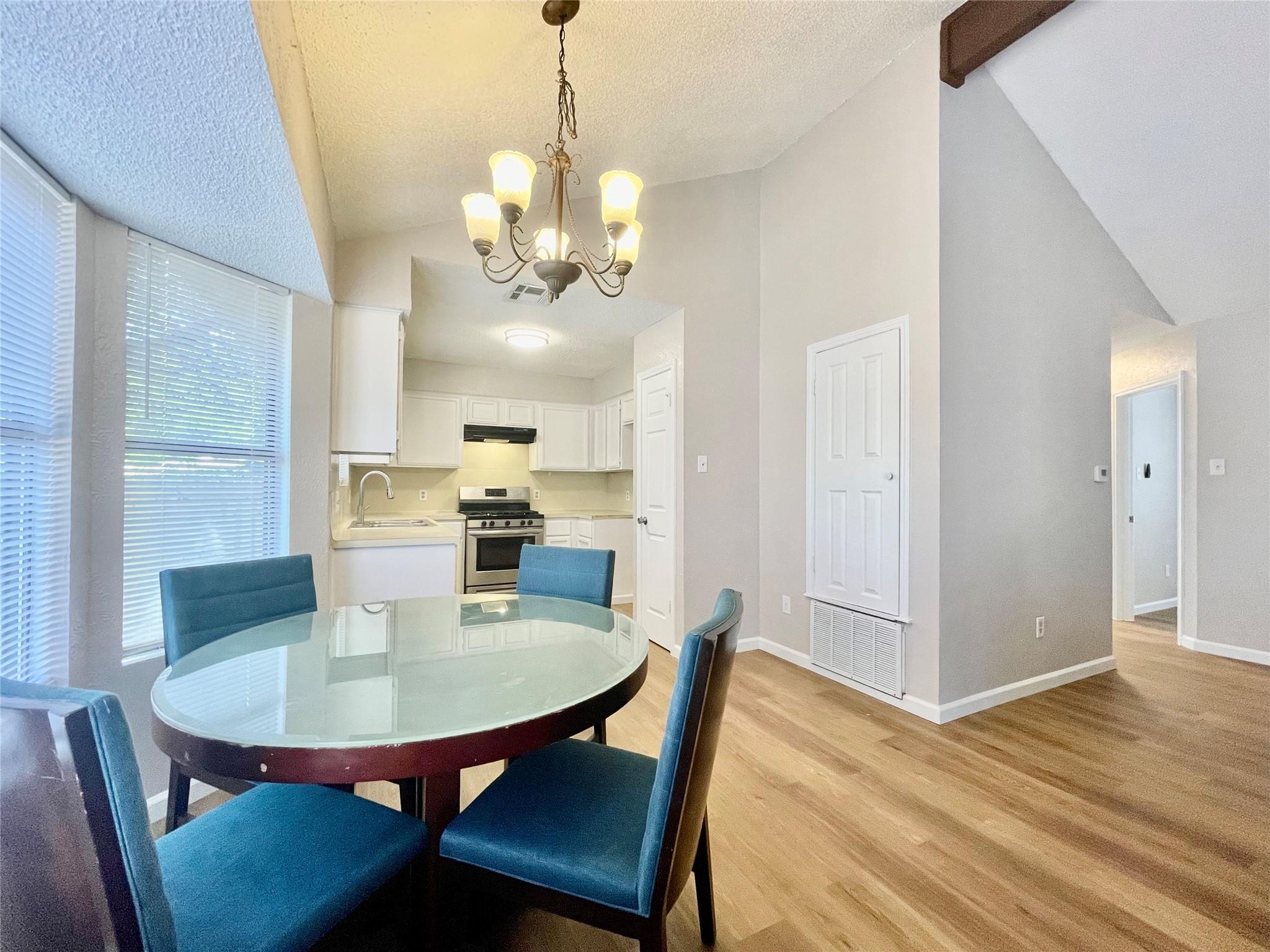 2003 Lisa Ln, San Marcos, TX 78666