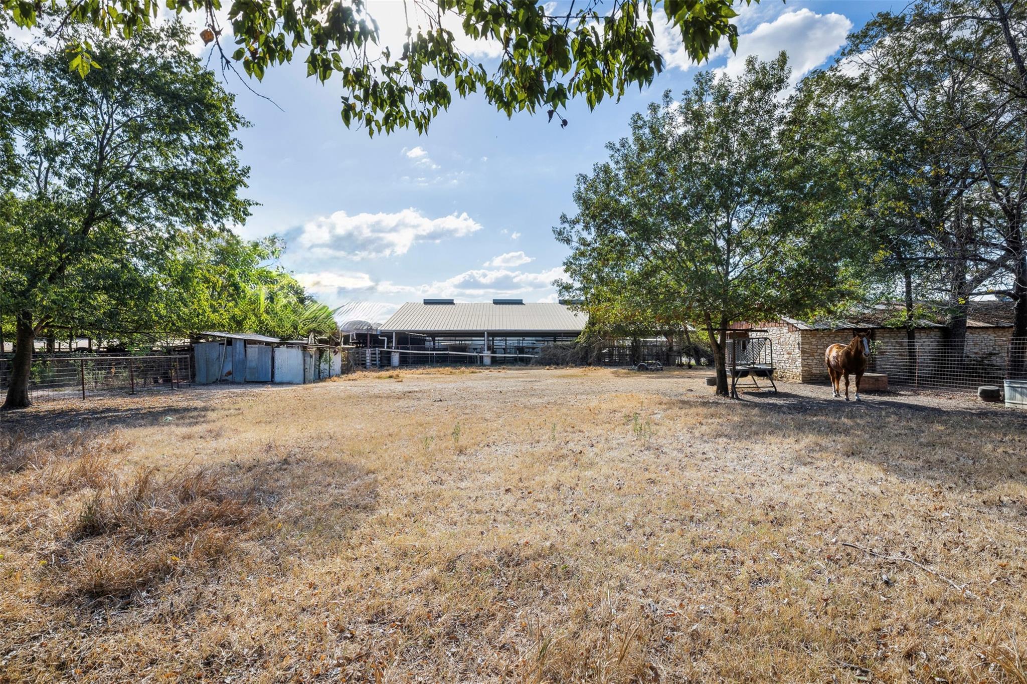 517 First Street, Lexington, TX 78947