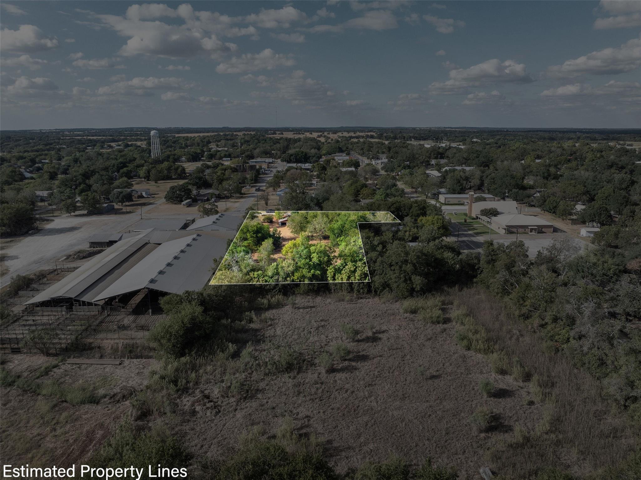 517 First Street, Lexington, TX 78947