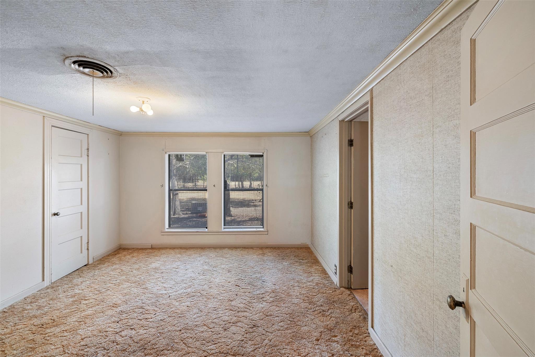 517 First Street, Lexington, TX 78947