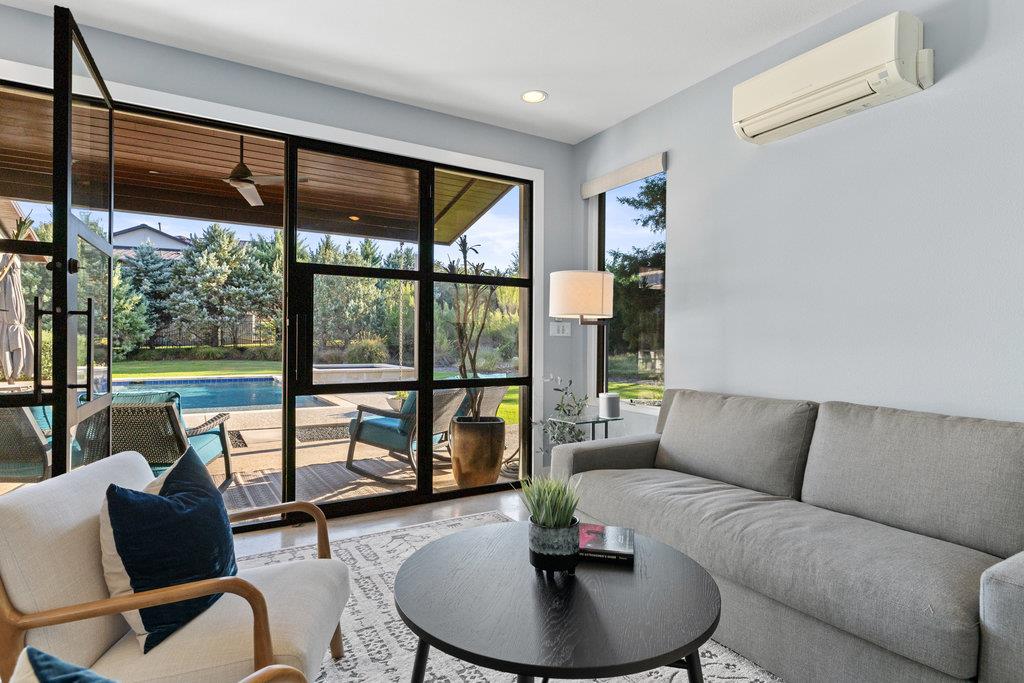 9600 Veletta Pl, Austin, TX 78735