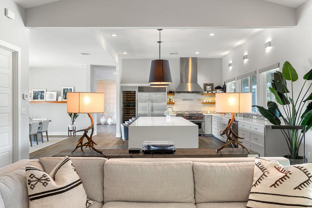 9600 Veletta Pl, Austin, TX 78735