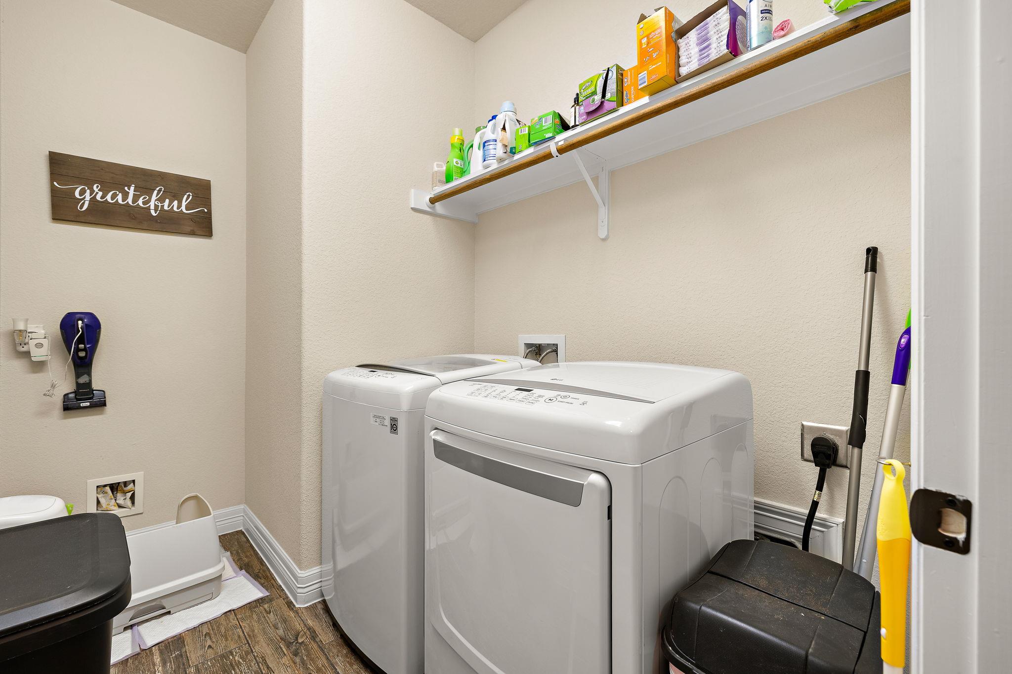 217 San Gabriel Hideaway Cv, Liberty Hill, TX 78642