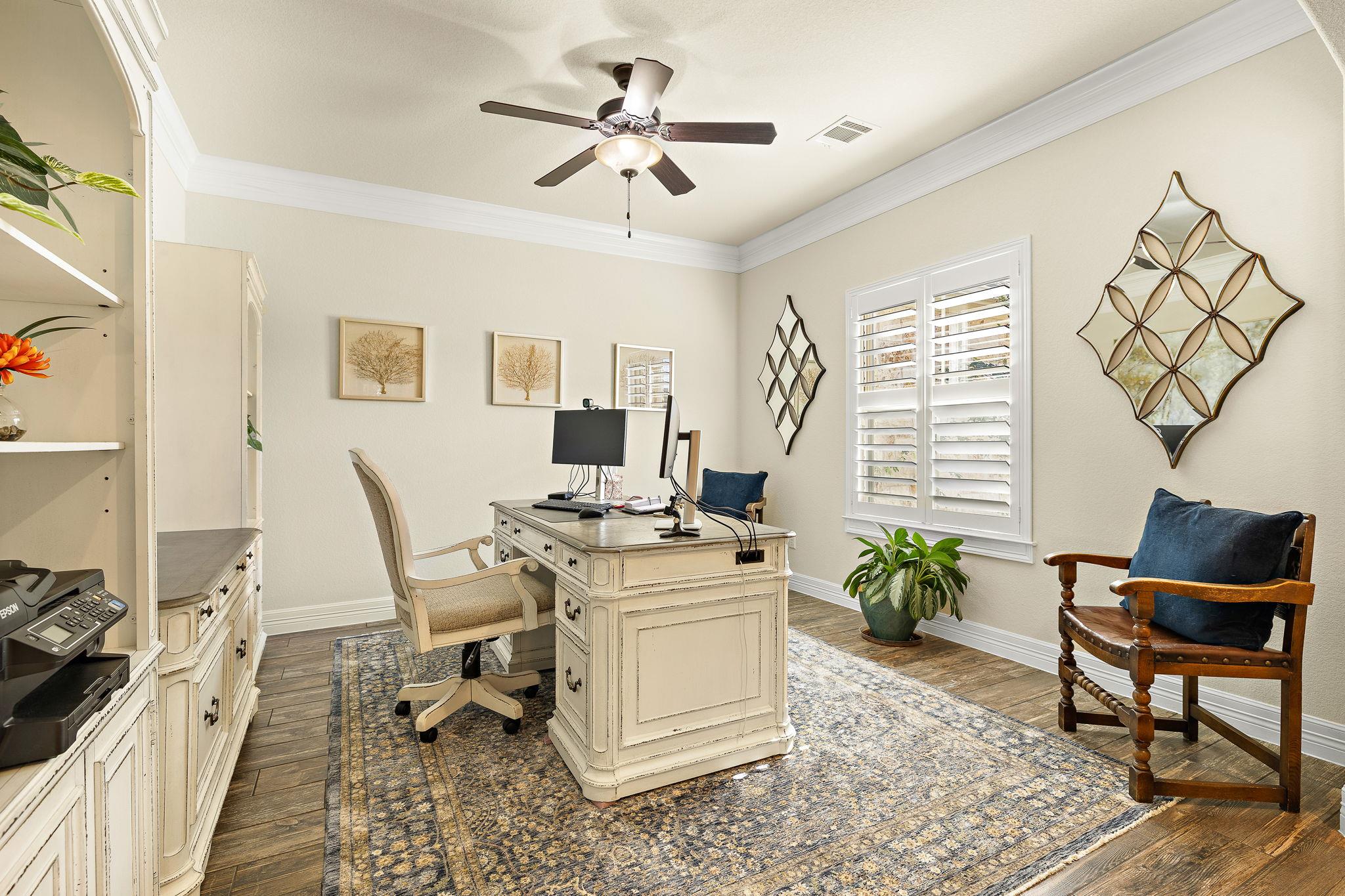 217 San Gabriel Hideaway Cv, Liberty Hill, TX 78642