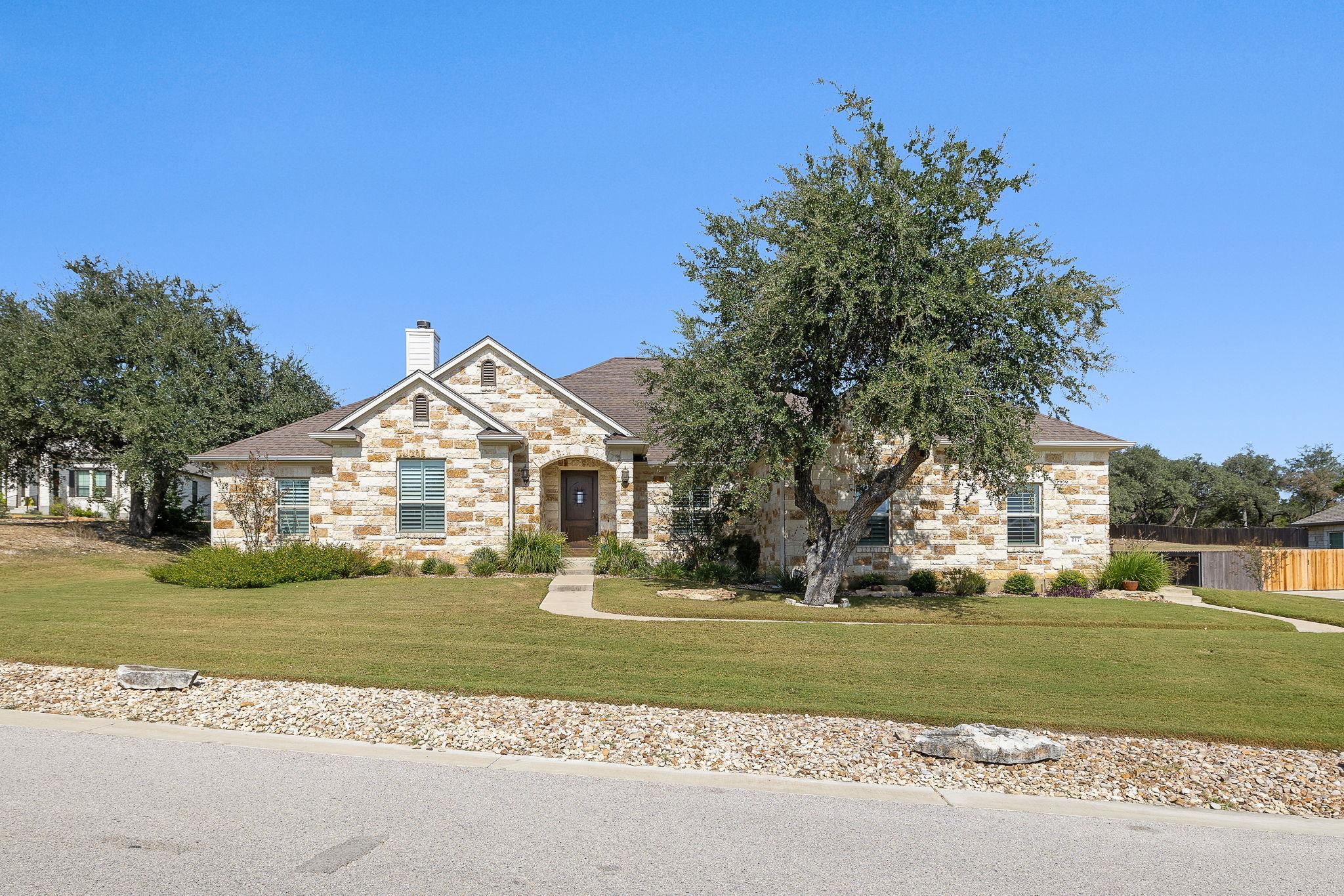 217 San Gabriel Hideaway Cv, Liberty Hill, TX 78642