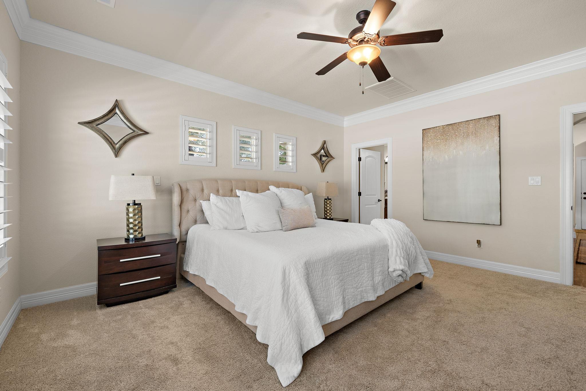 217 San Gabriel Hideaway Cv, Liberty Hill, TX 78642