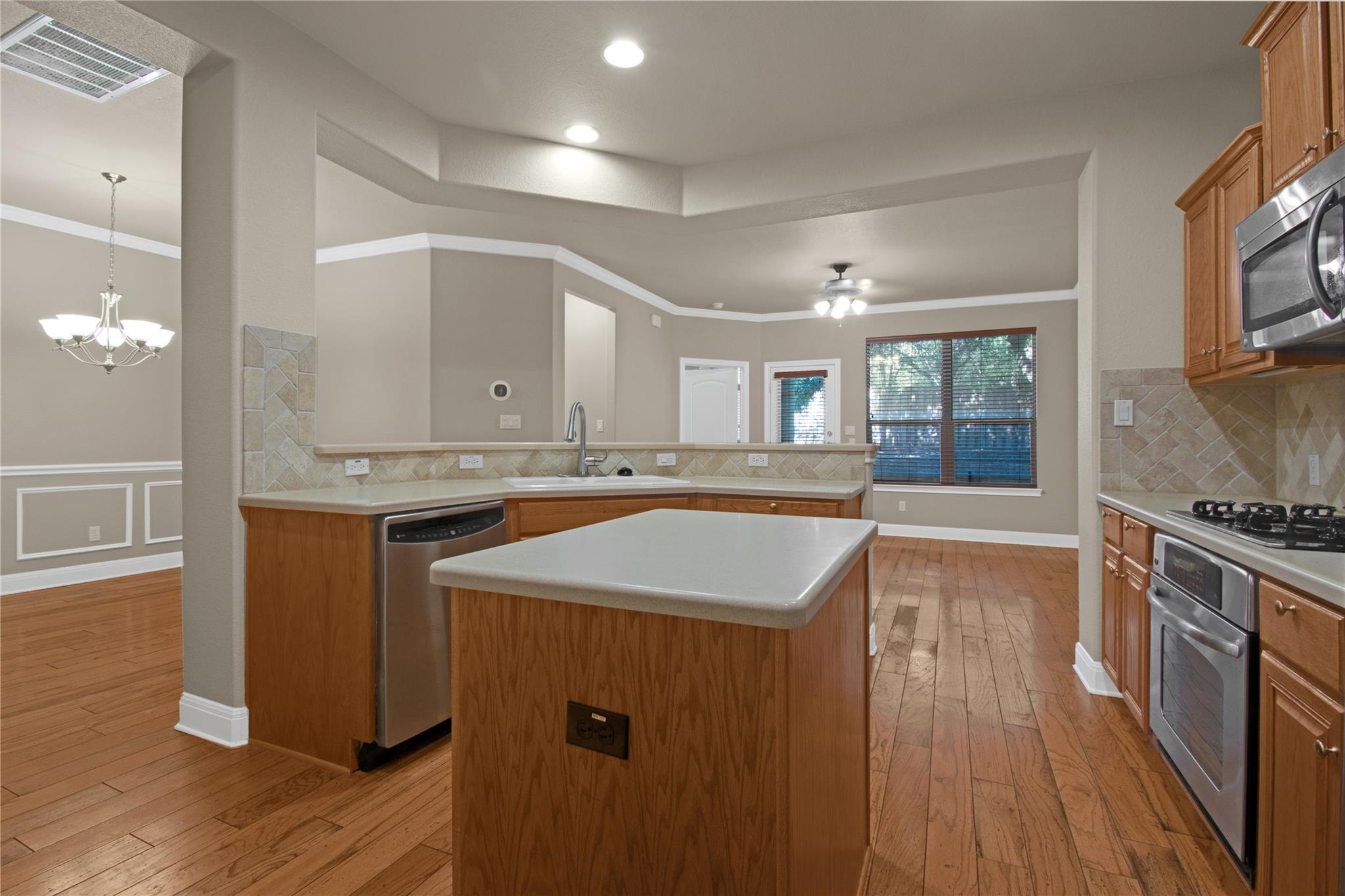 15319 Origins Ln, Lakeway, TX 78734