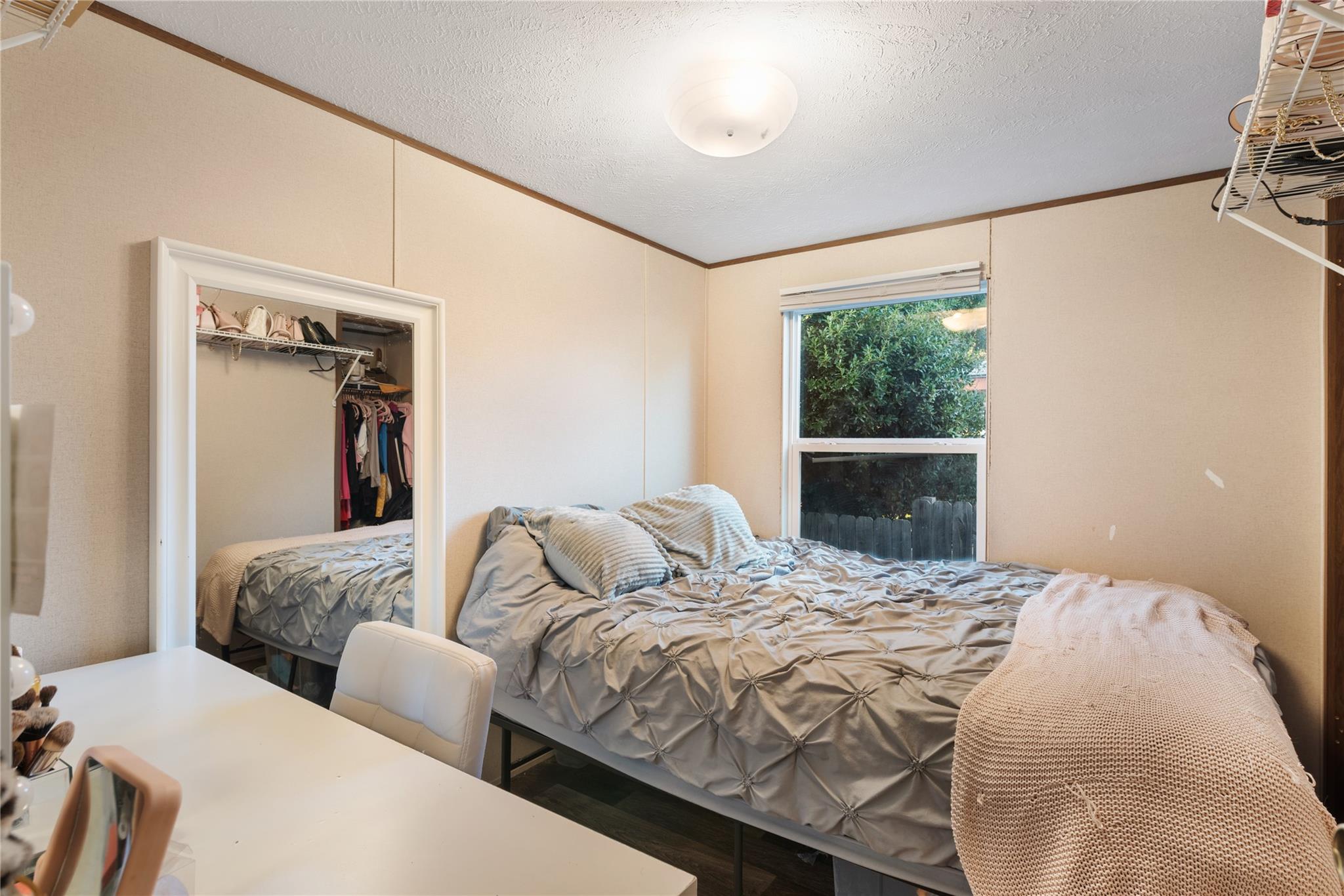 304 Regina Dr, Buda, TX 78610