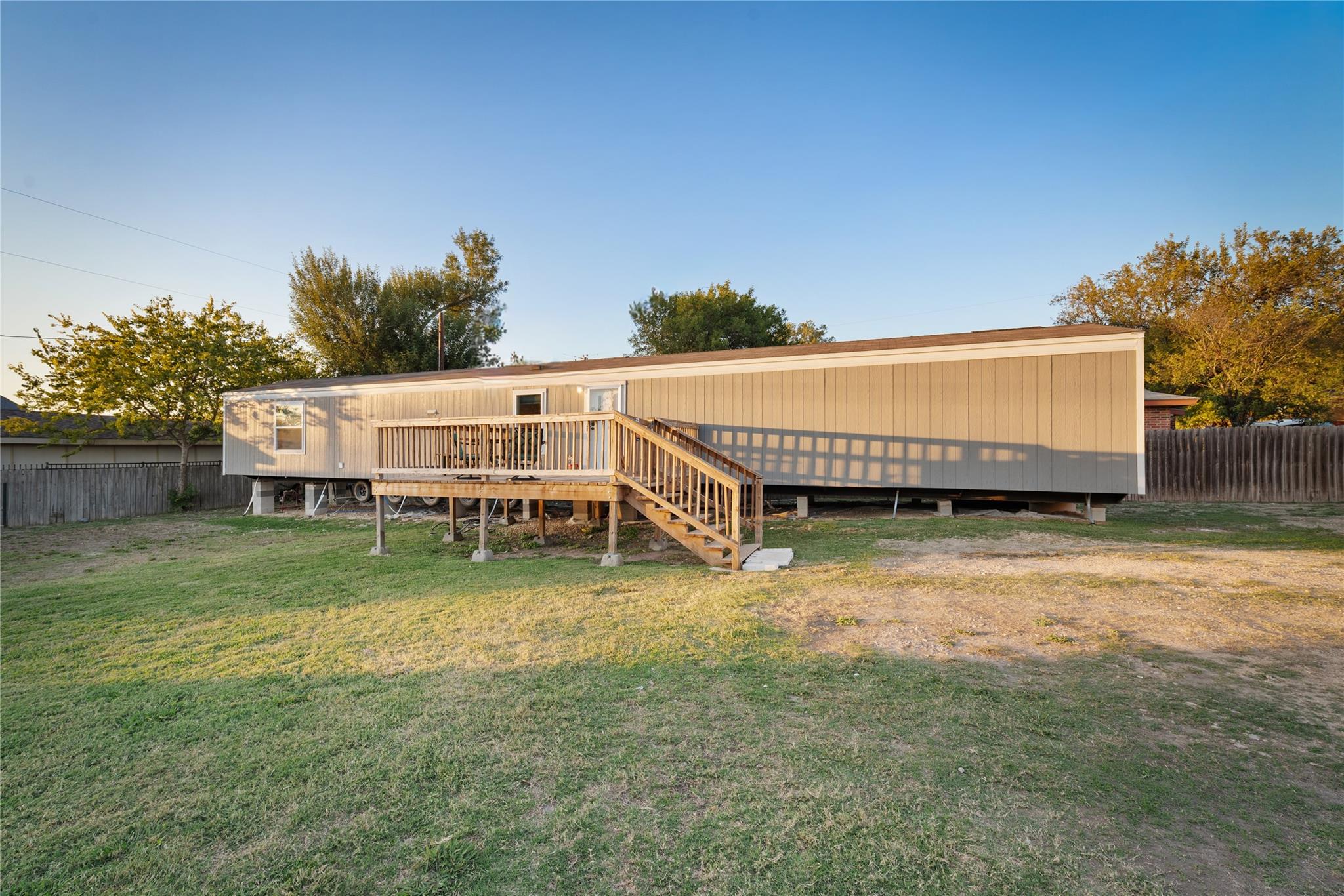 304 Regina Dr, Buda, TX 78610