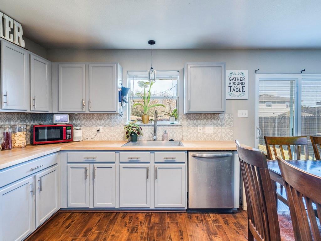 13021 Maidenhair Trl, Elgin, TX 78621