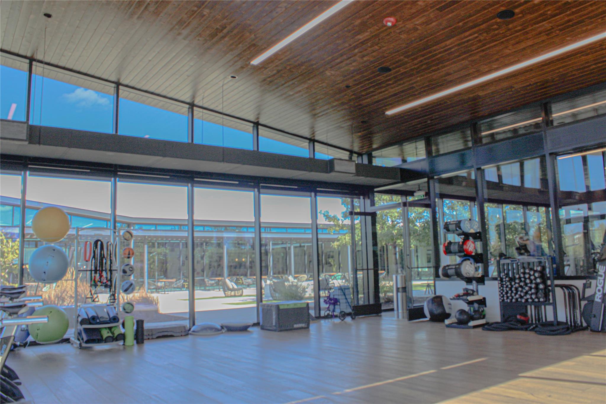 7113 Sienna Rouge Path, Austin, TX 78744