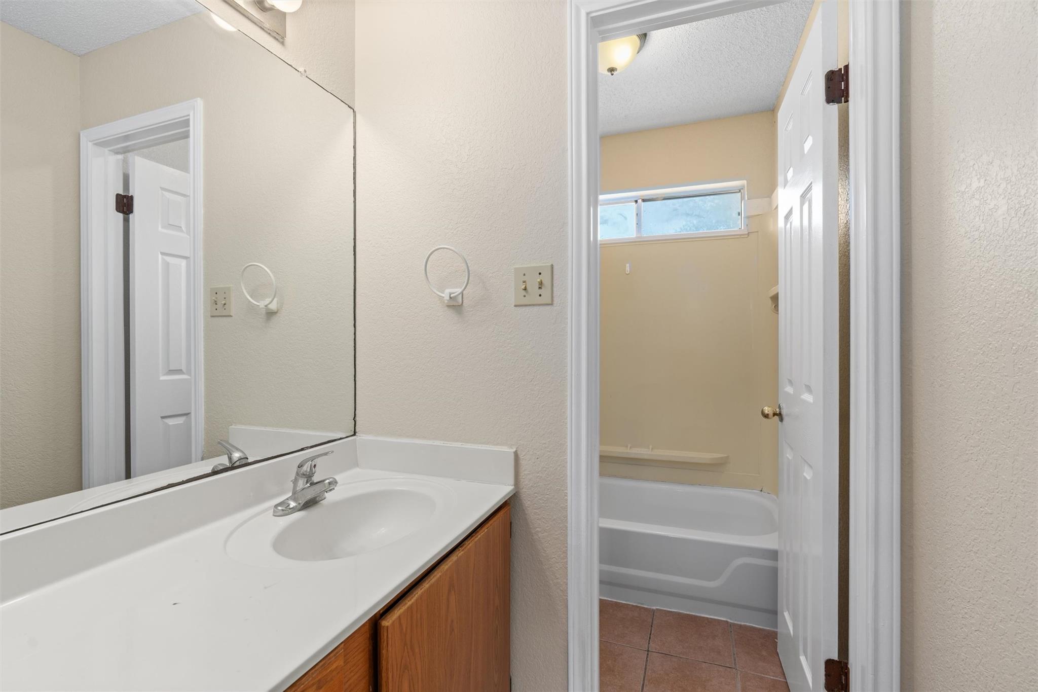 716 Camp Fire Trl, Pflugerville, TX 78660