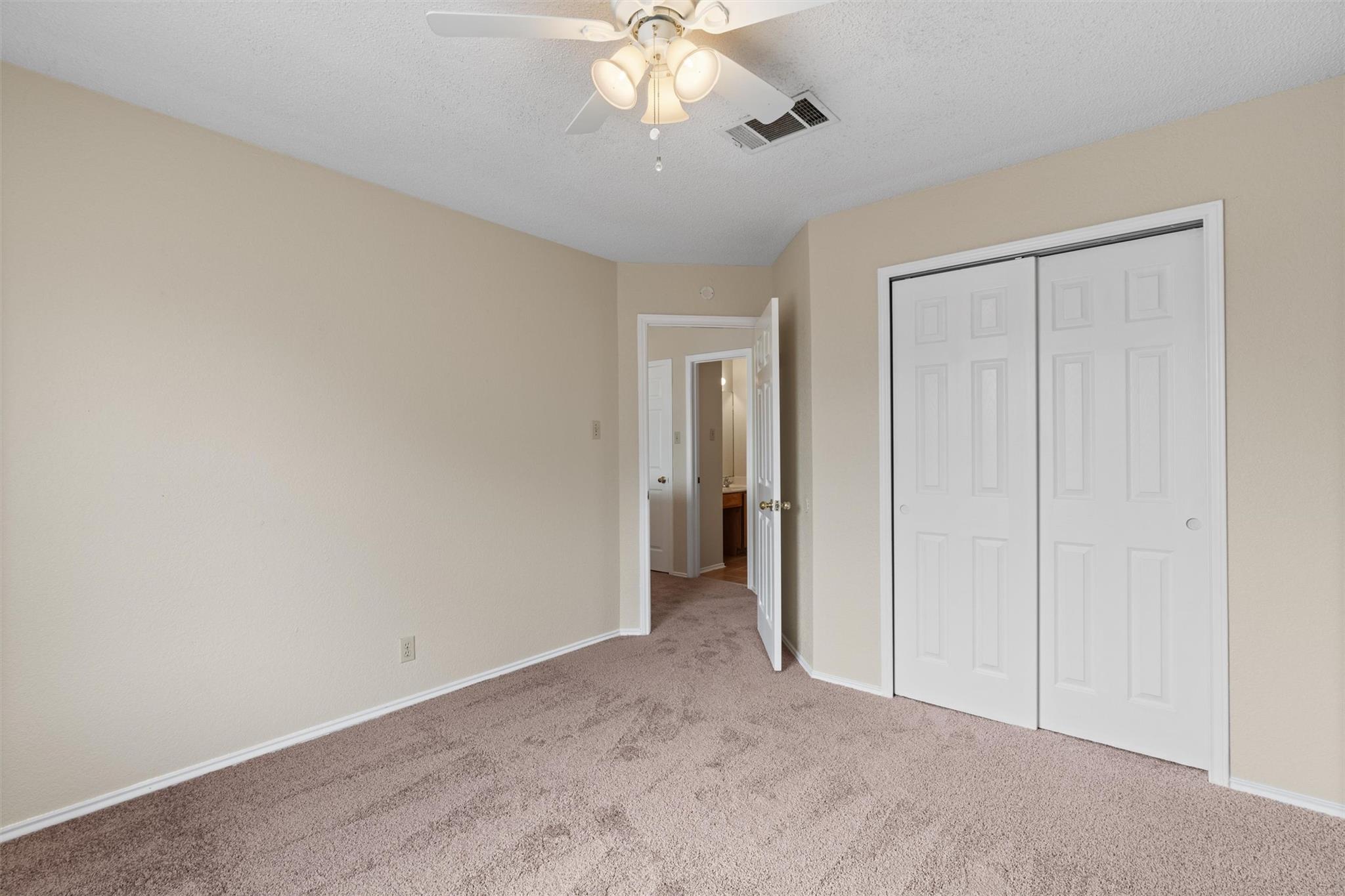 716 Camp Fire Trl, Pflugerville, TX 78660