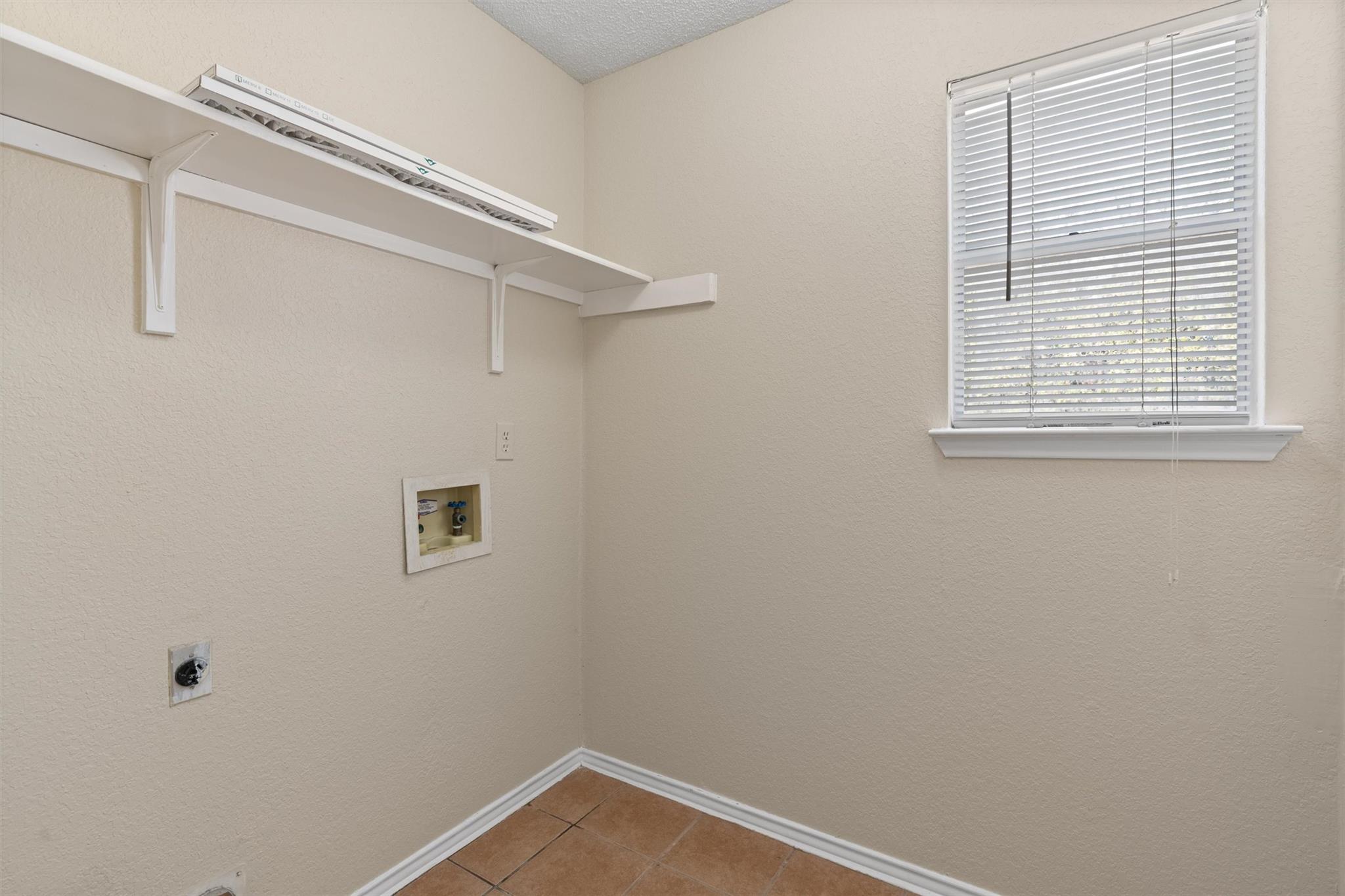 716 Camp Fire Trl, Pflugerville, TX 78660