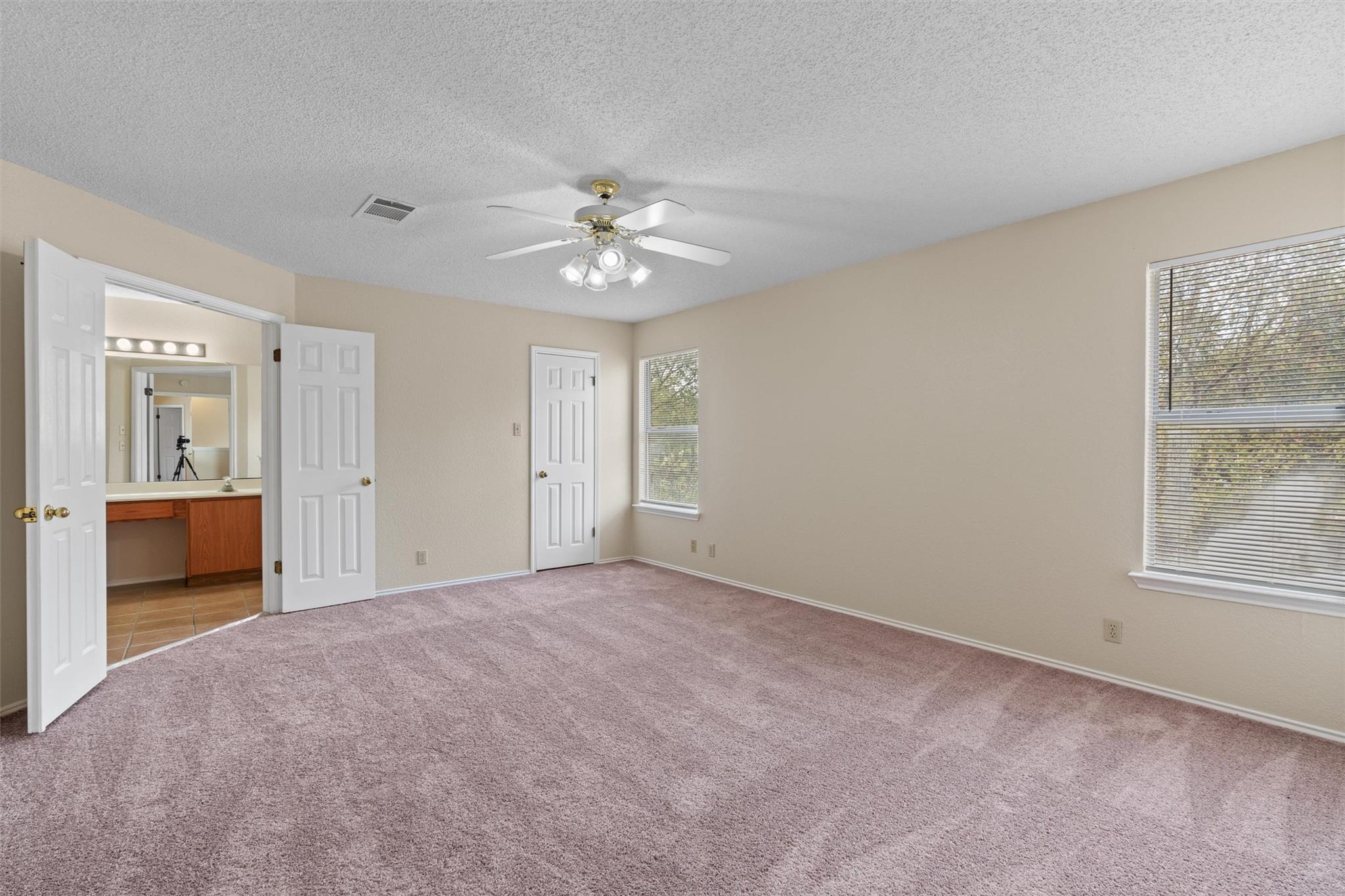 716 Camp Fire Trl, Pflugerville, TX 78660