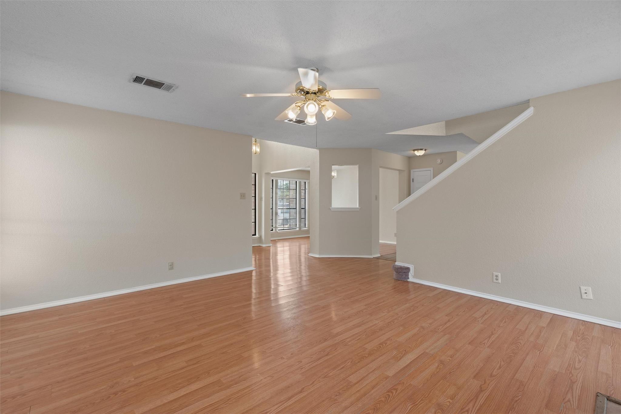 716 Camp Fire Trl, Pflugerville, TX 78660