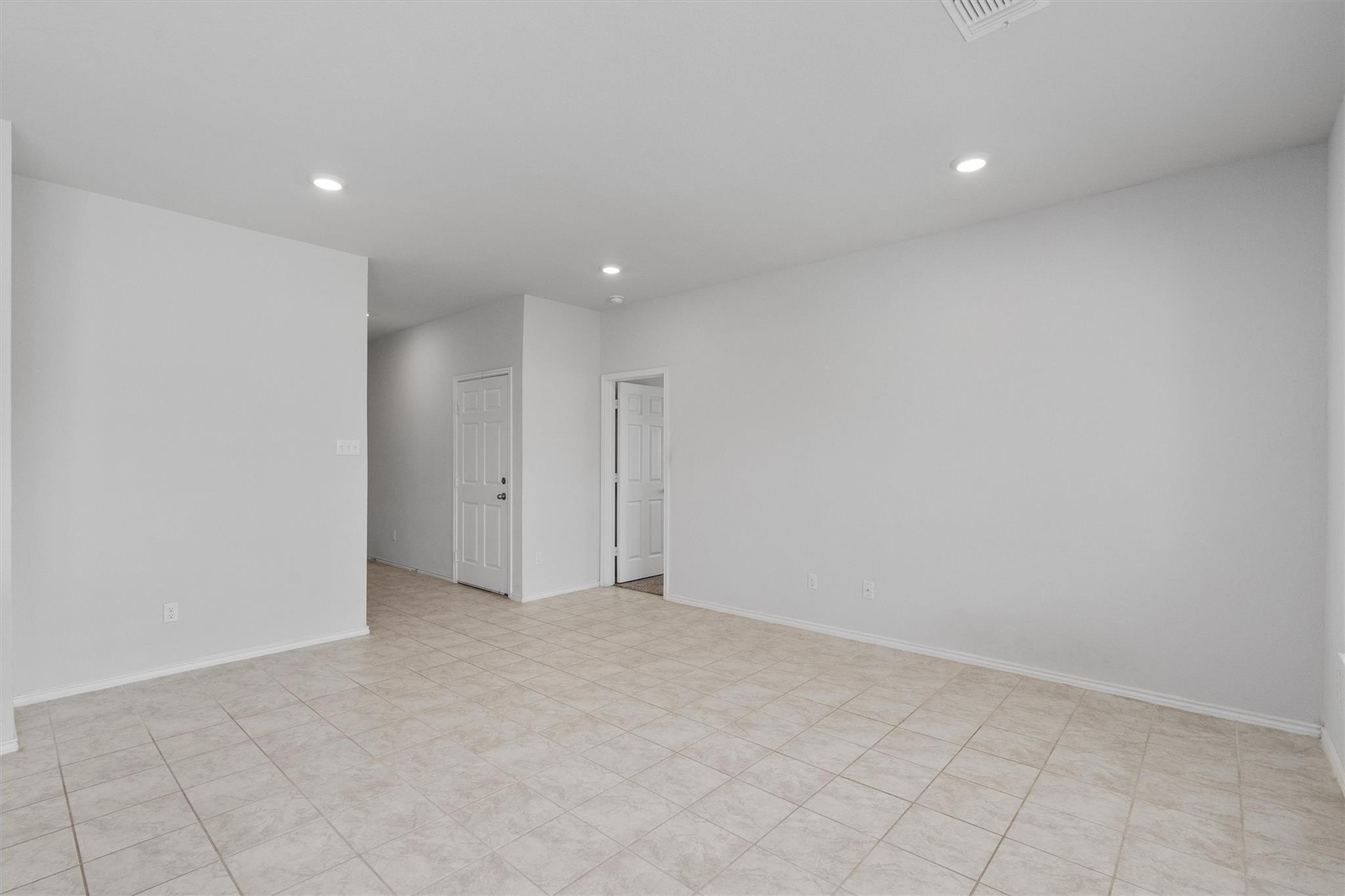 108 Ragnar Dr, Jarrell, TX 76537