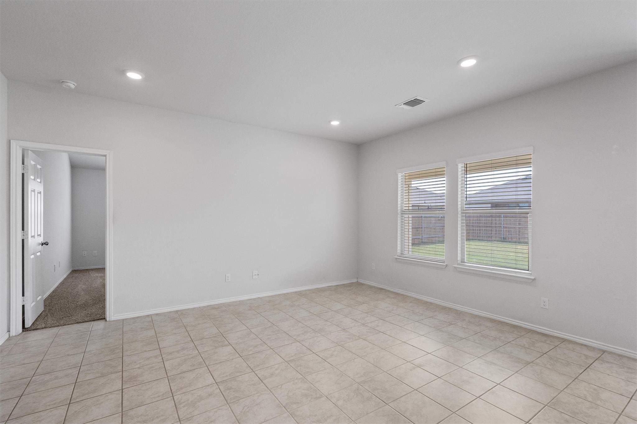 108 Ragnar Dr, Jarrell, TX 76537