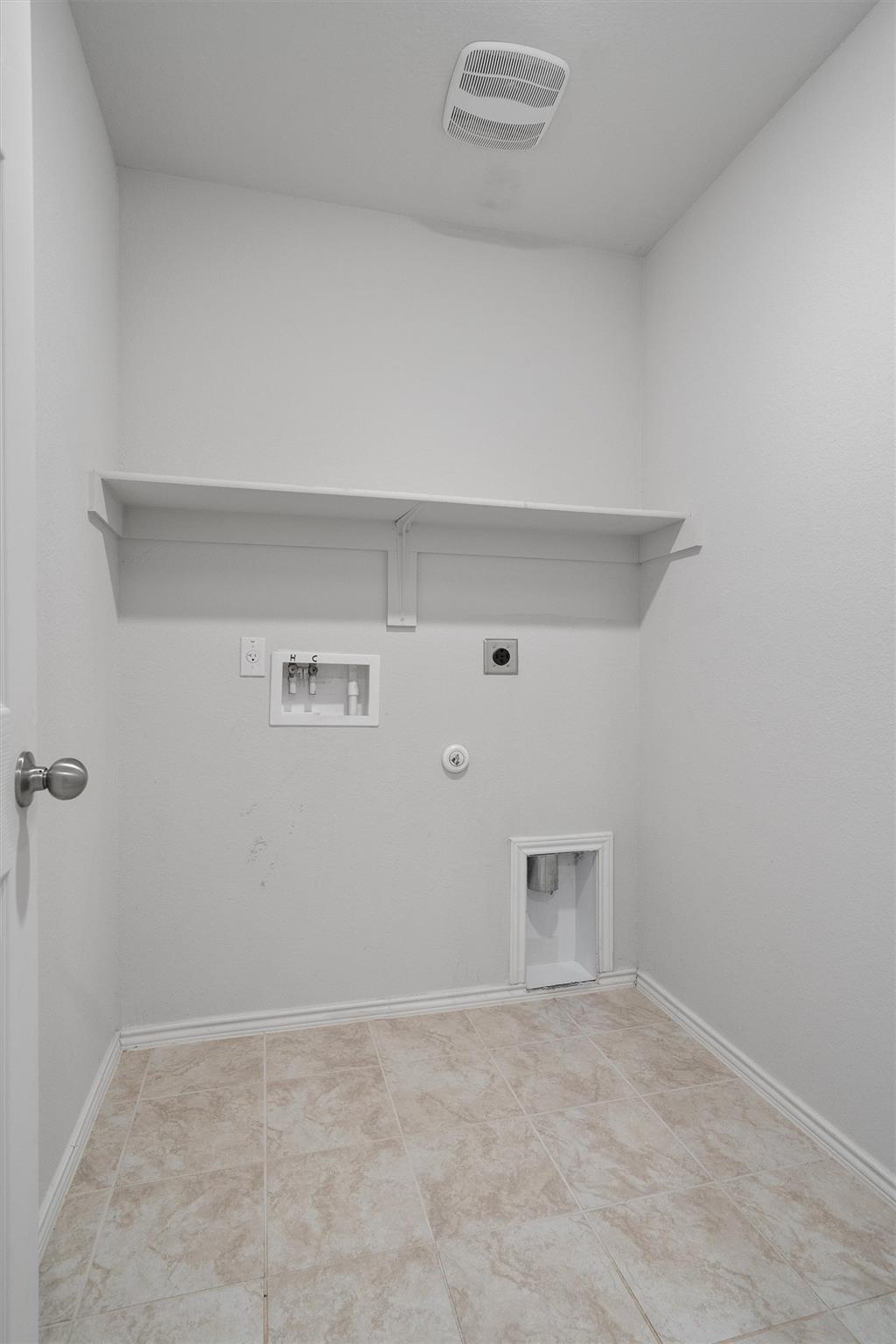 108 Ragnar Dr, Jarrell, TX 76537