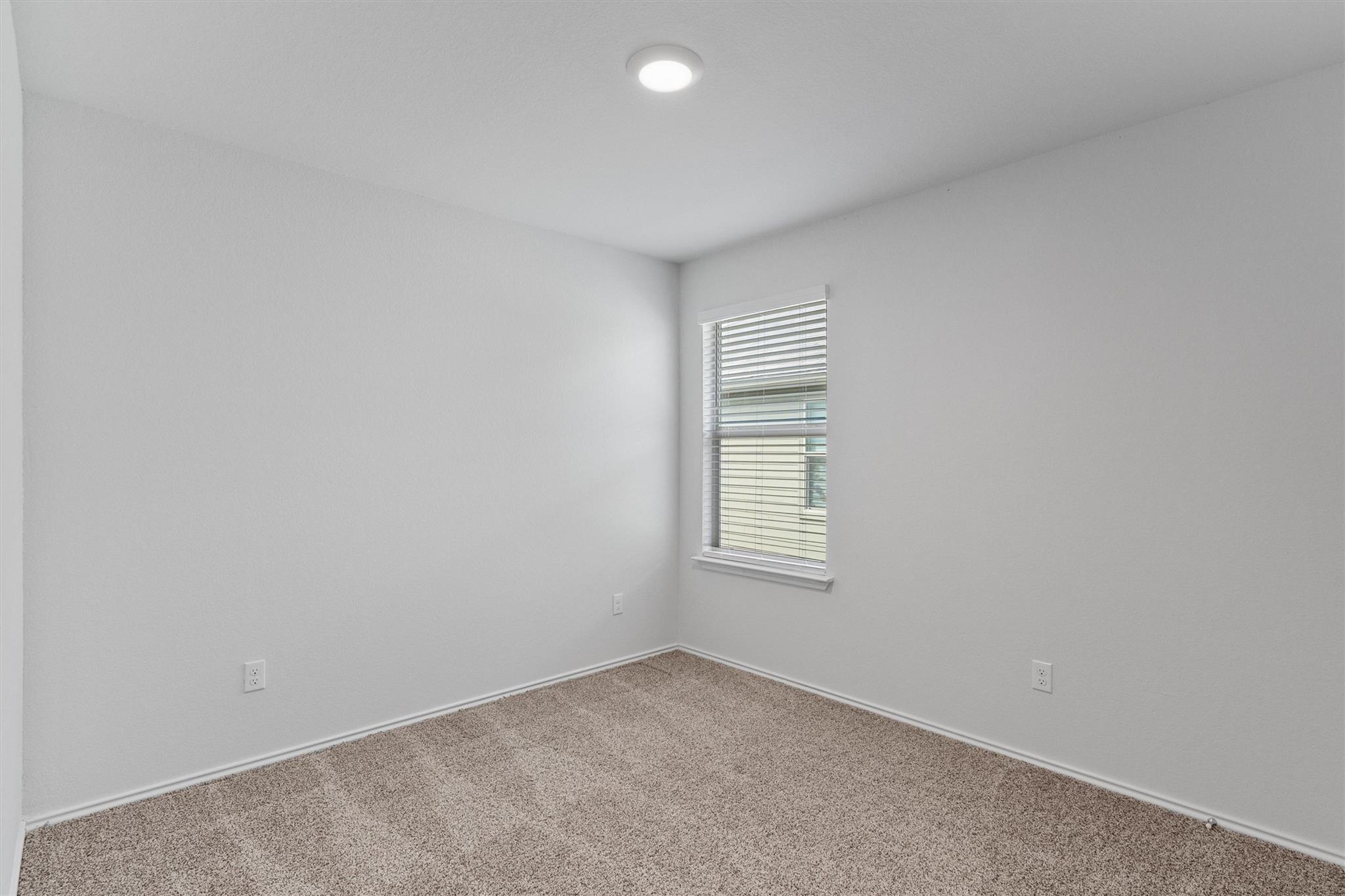 108 Ragnar Dr, Jarrell, TX 76537