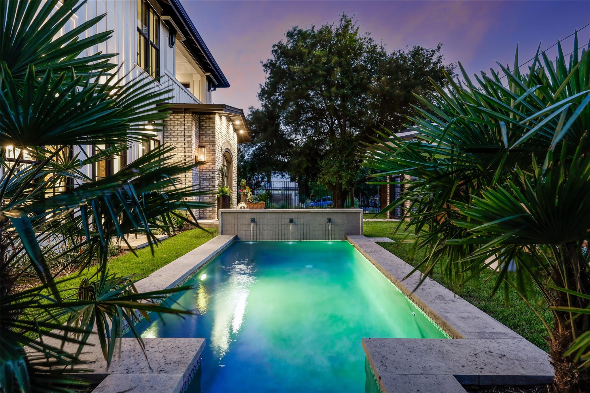 901 Wayside Dr # 1, Austin, TX 78703