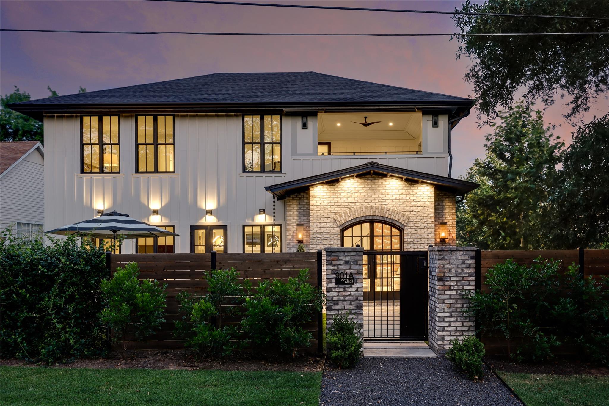 901 Wayside Dr, Austin, TX 78703