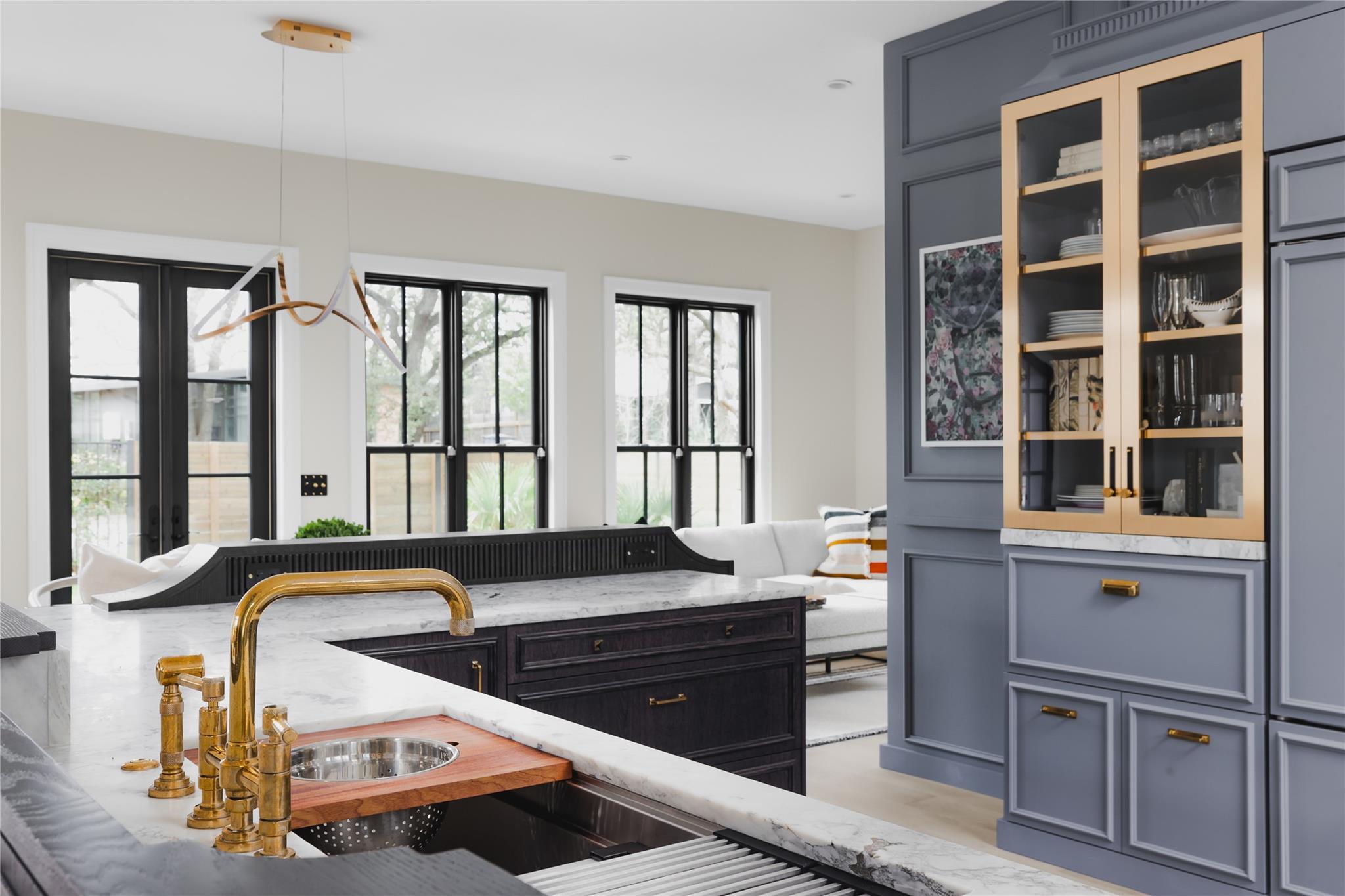 901 Wayside Dr, Austin, TX 78703