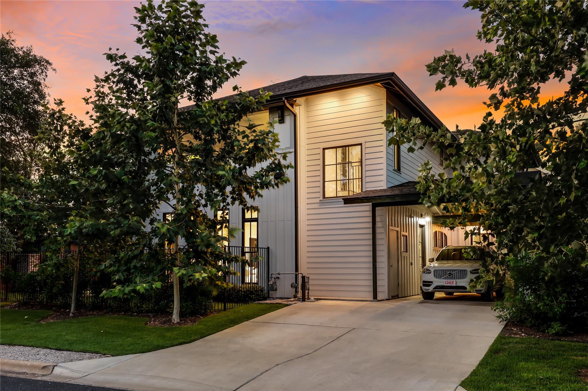 901 Wayside Dr, Austin, TX 78703