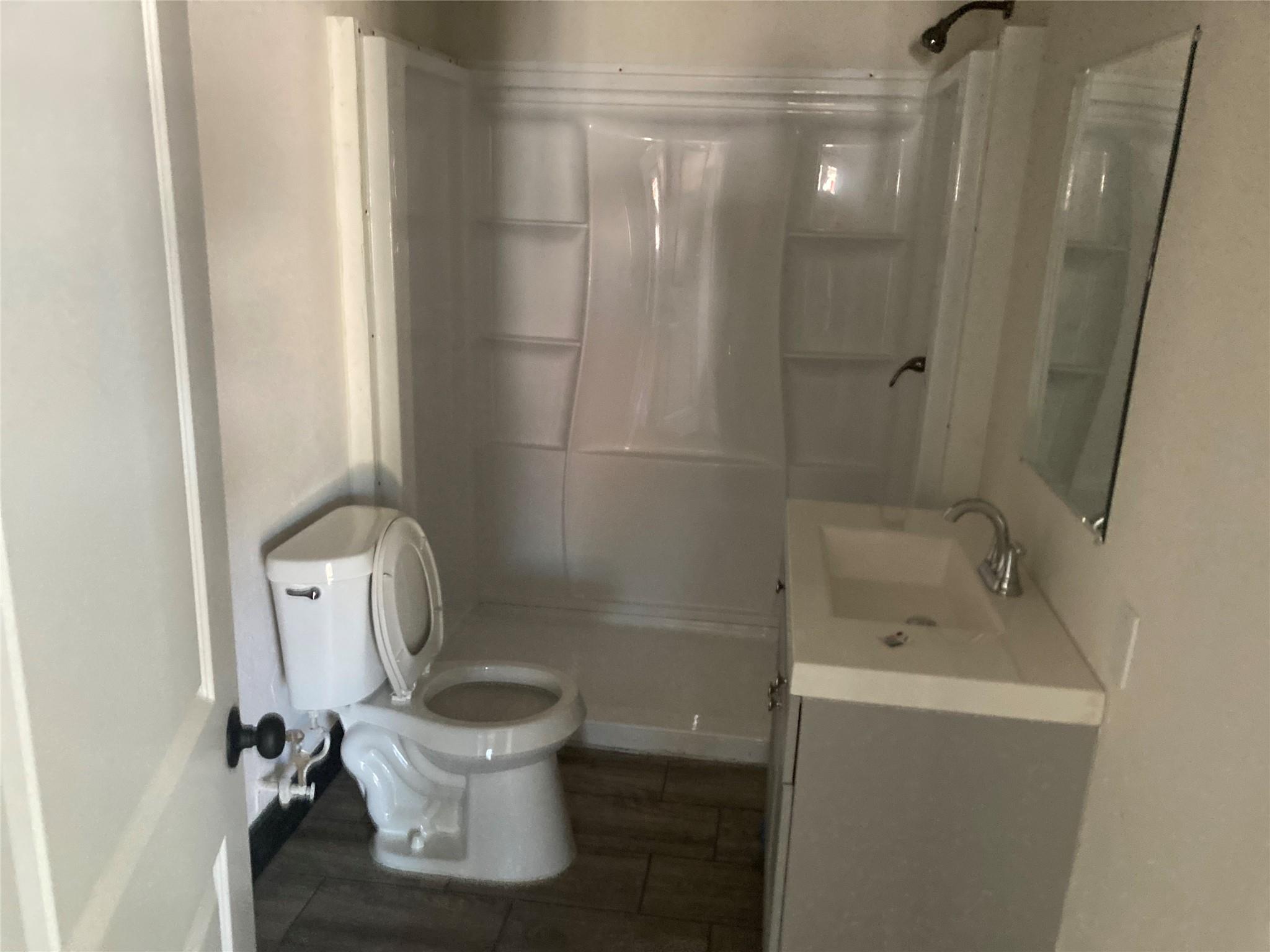 202 W Sayers Ave, San Antonio, TX 78214