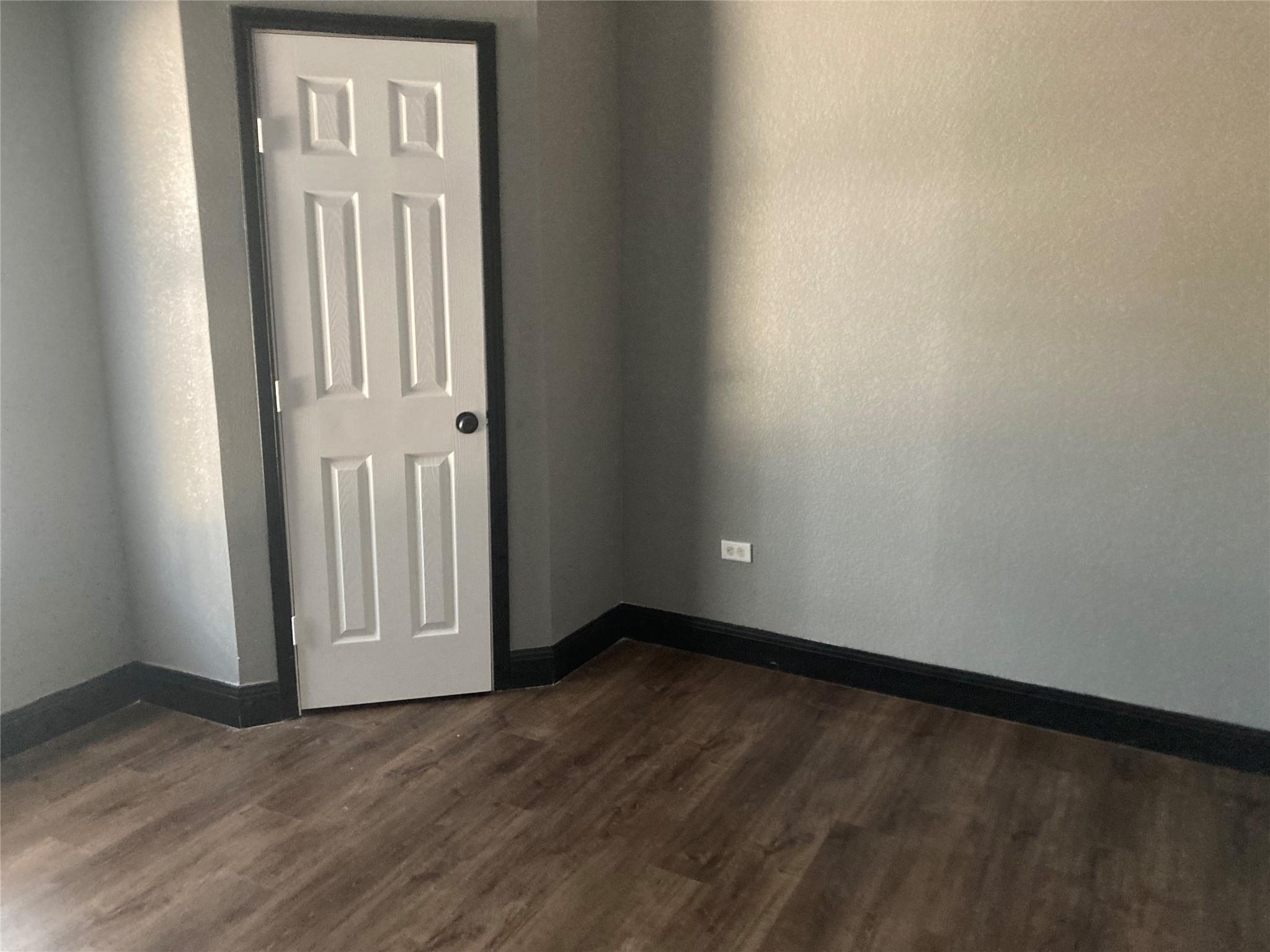 202 W Sayers Ave, San Antonio, TX 78214