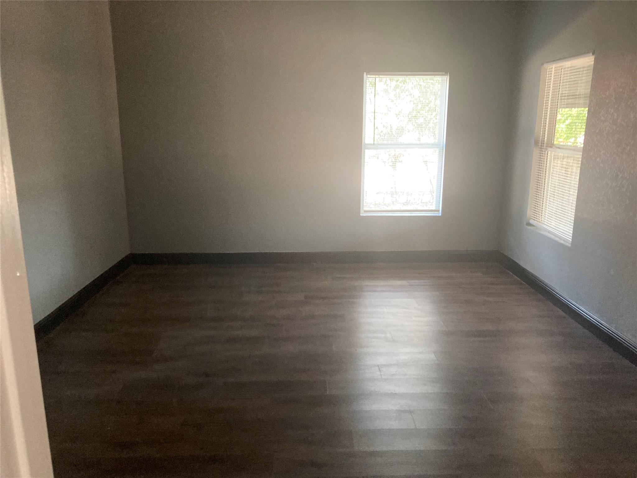 202 W Sayers Ave, San Antonio, TX 78214