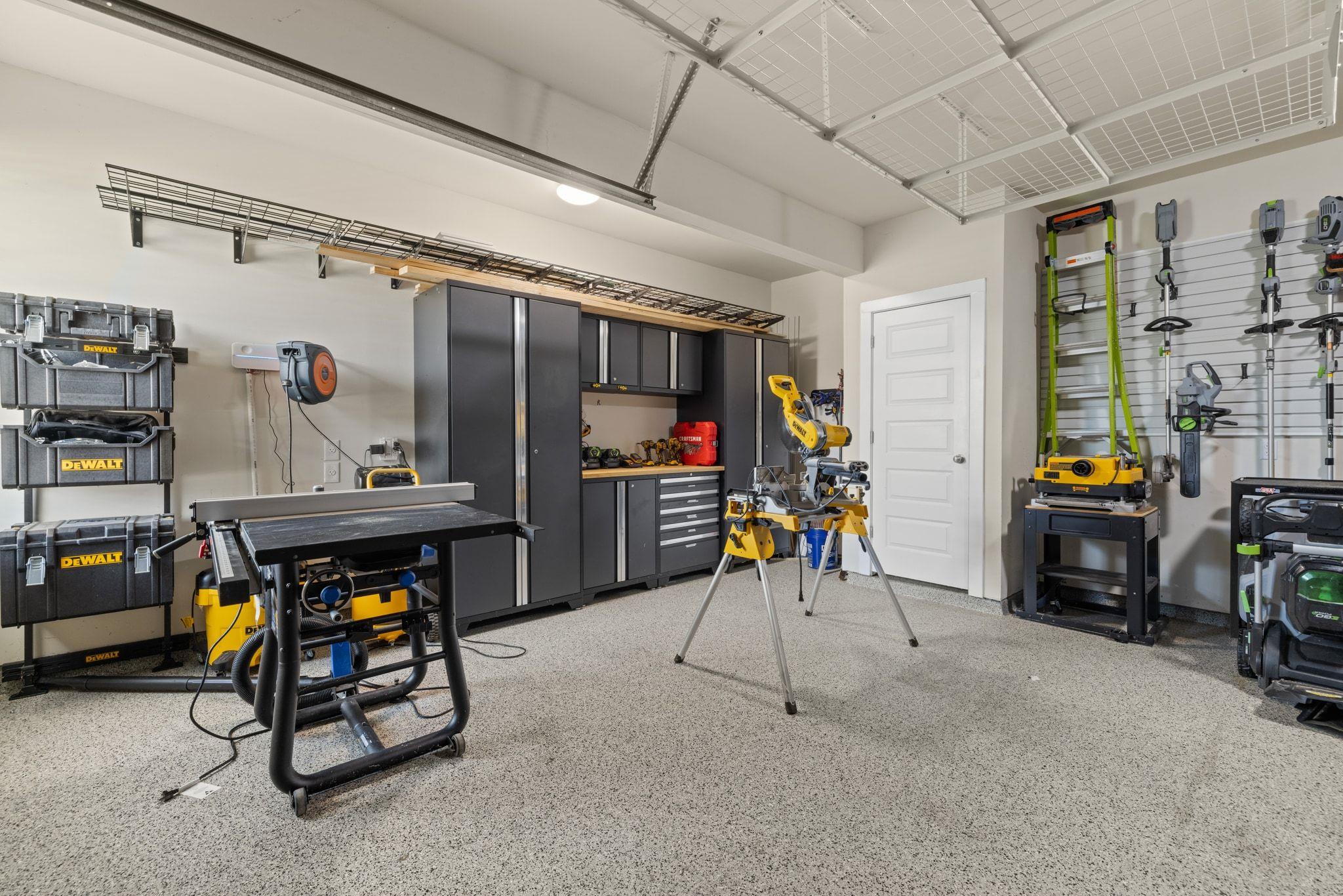 825 Mediterranean Dr, Leander, TX 78641