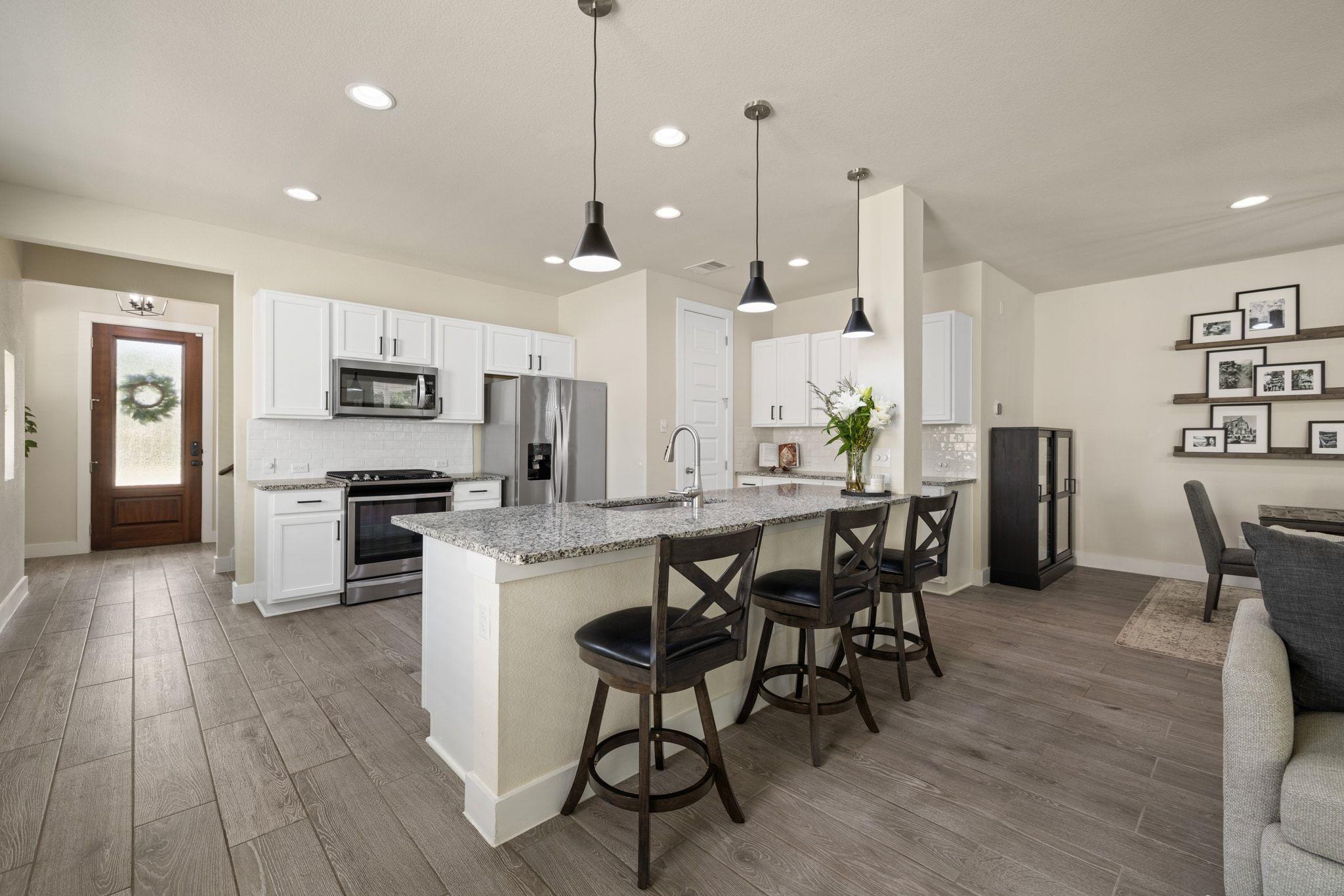 825 Mediterranean Dr, Leander, TX 78641