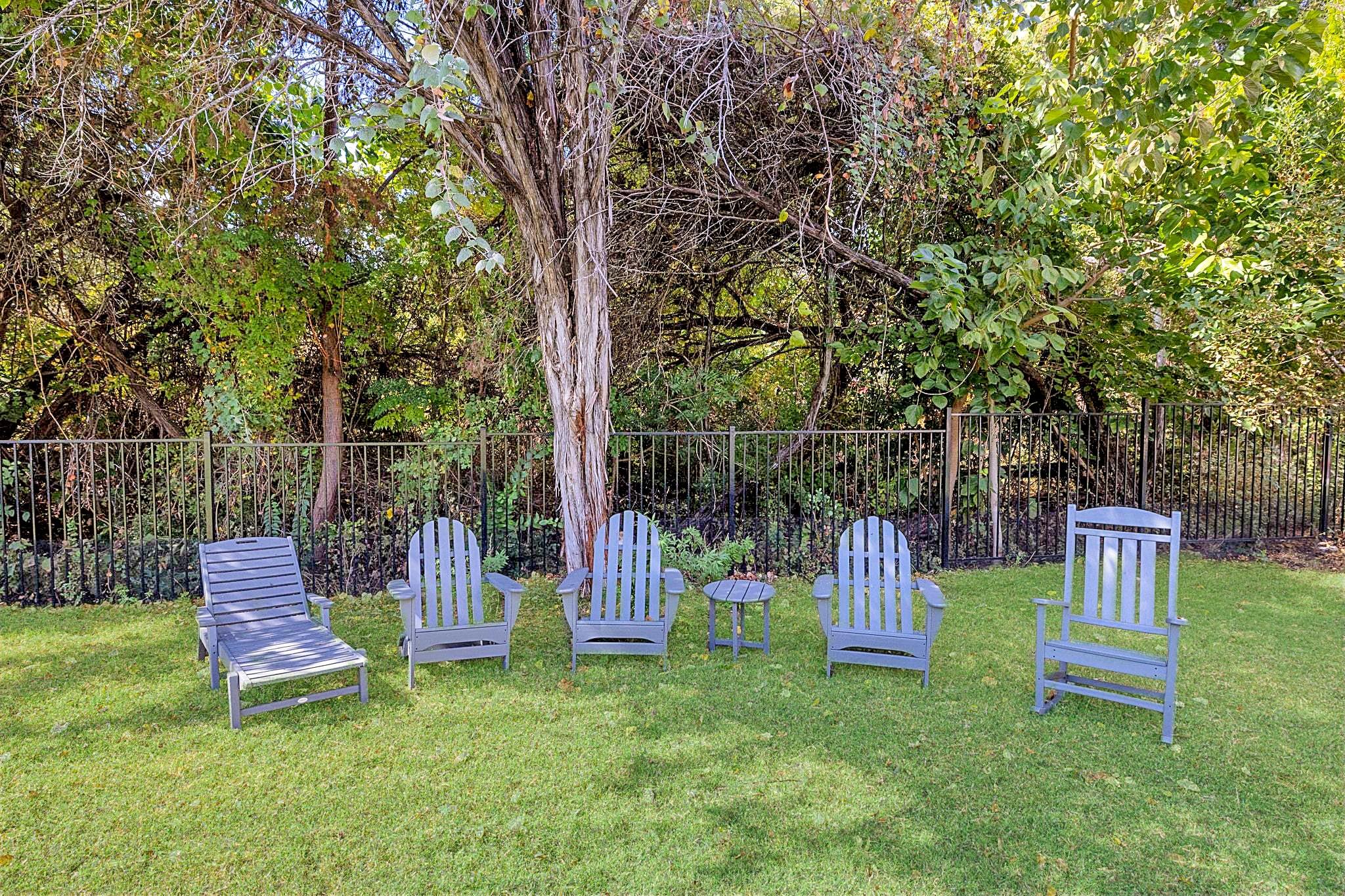 825 Mediterranean Dr, Leander, TX 78641