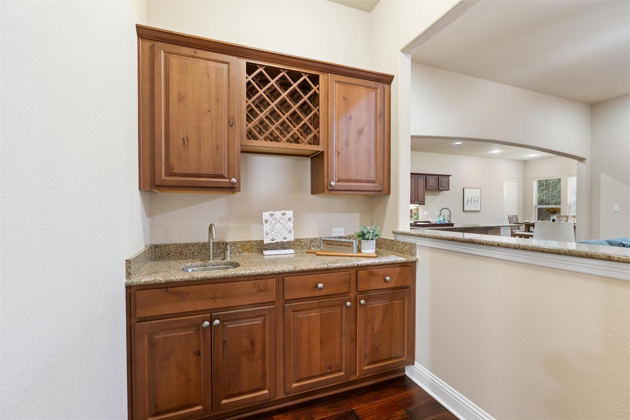 1913 Harvest Dance Dr, Leander, TX 78641