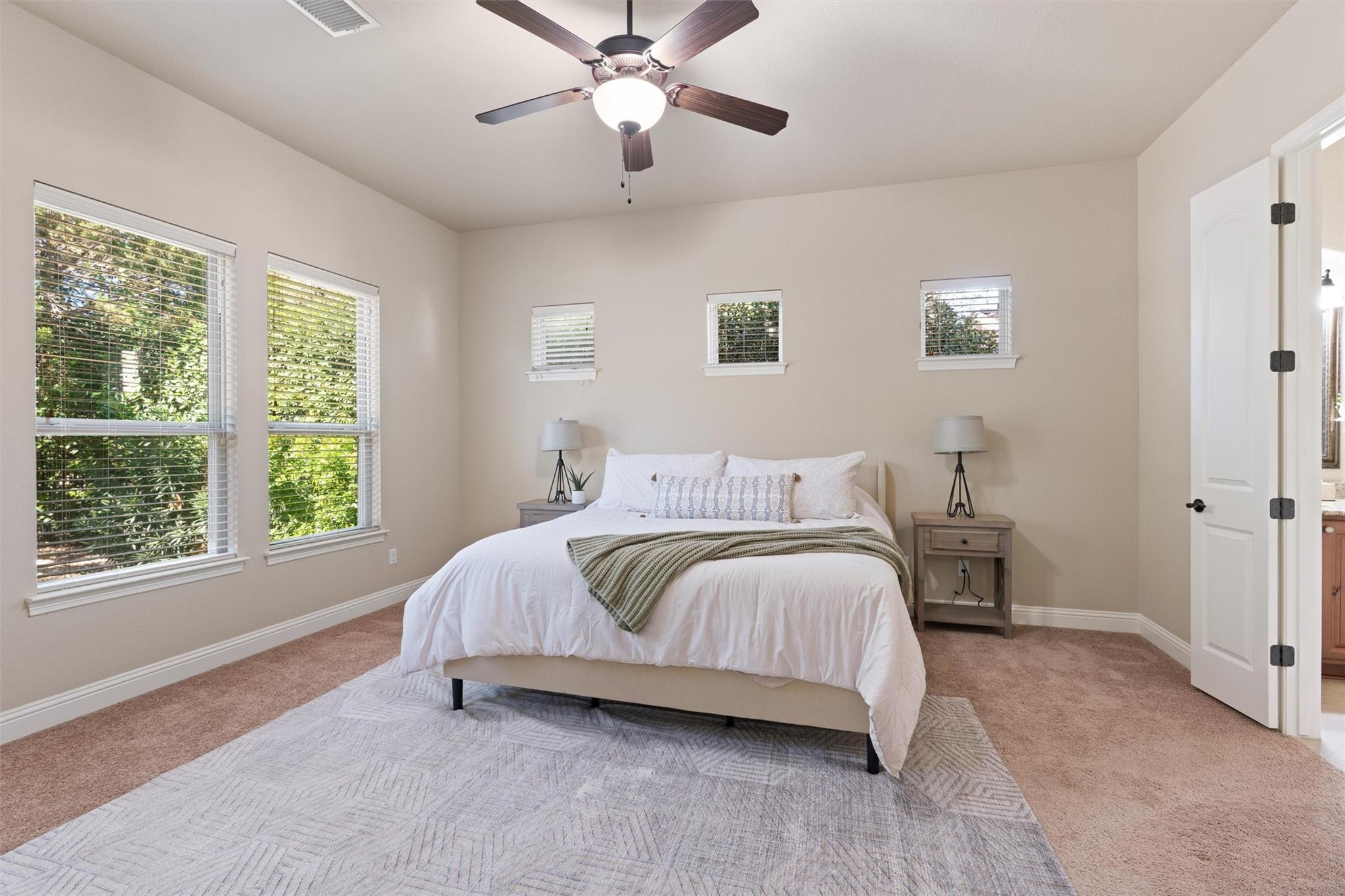 1913 Harvest Dance Dr, Leander, TX 78641