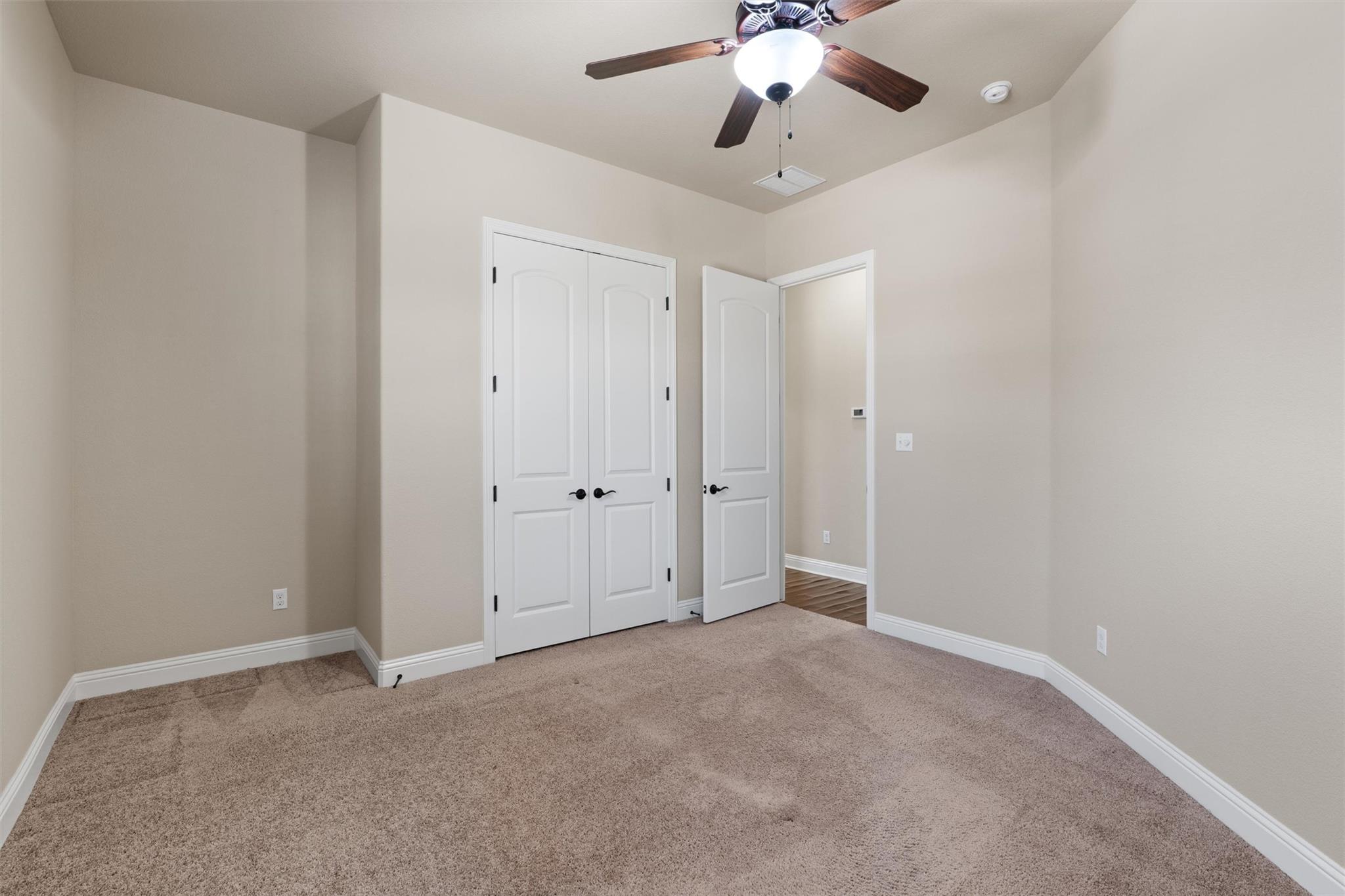 1913 Harvest Dance Dr, Leander, TX 78641