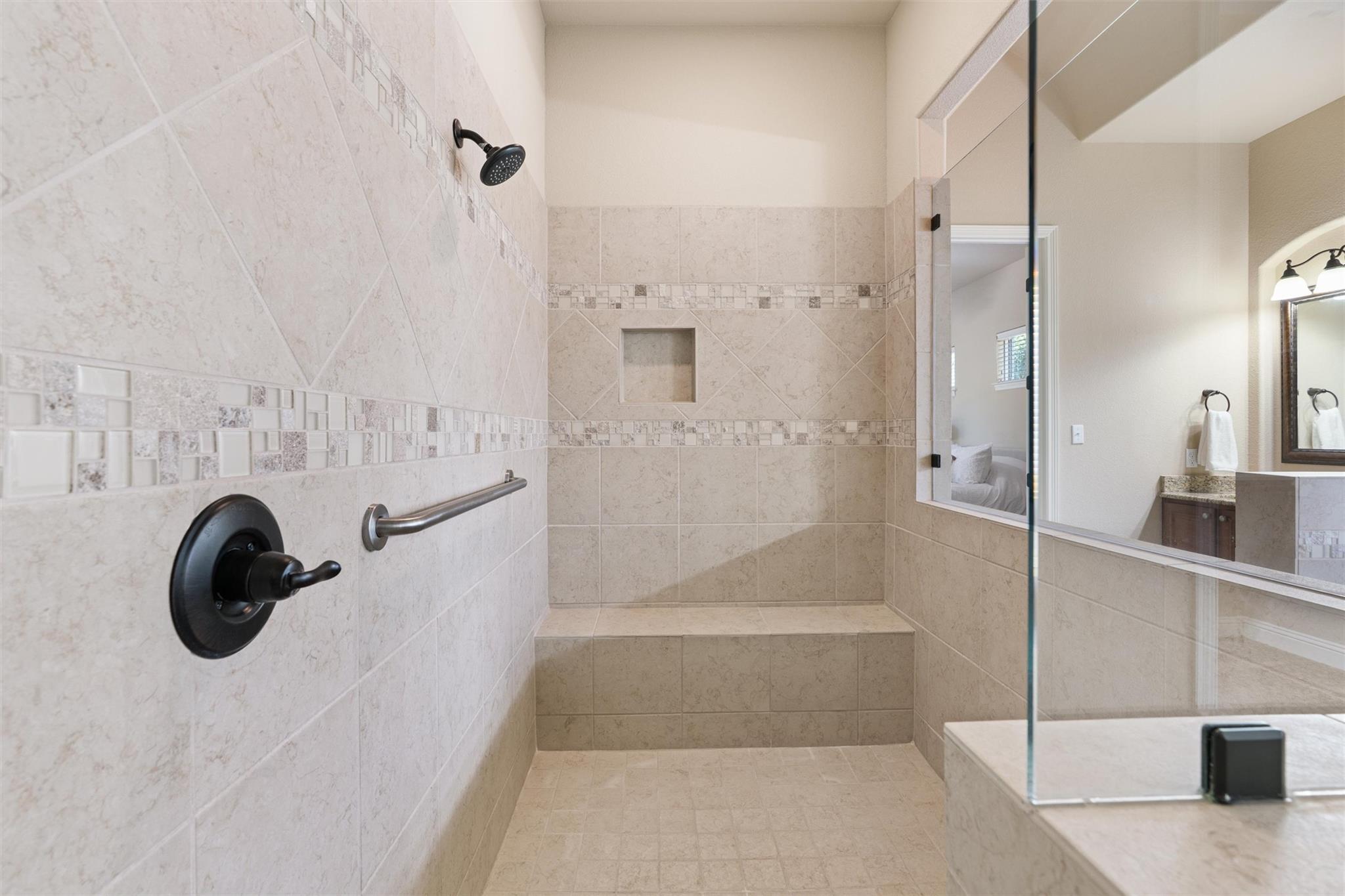 1913 Harvest Dance Dr, Leander, TX 78641