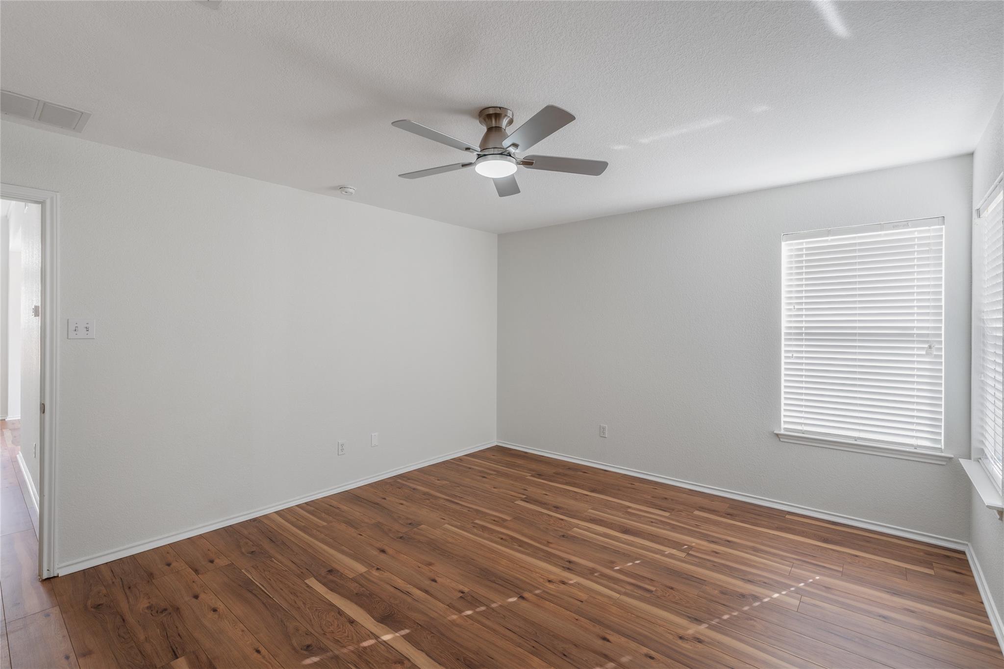 309 Altamont St, Hutto, TX 78634