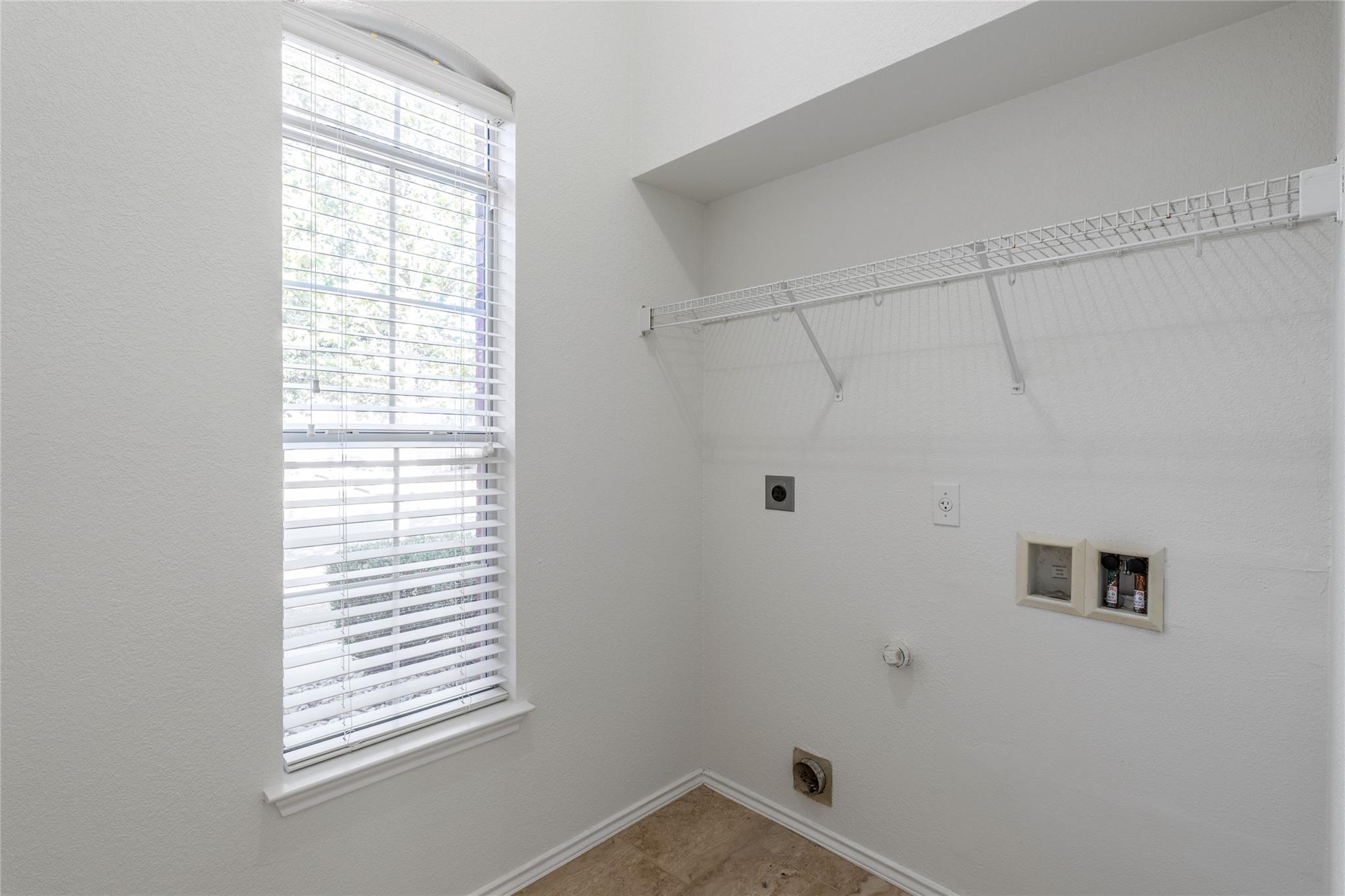 309 Altamont St, Hutto, TX 78634