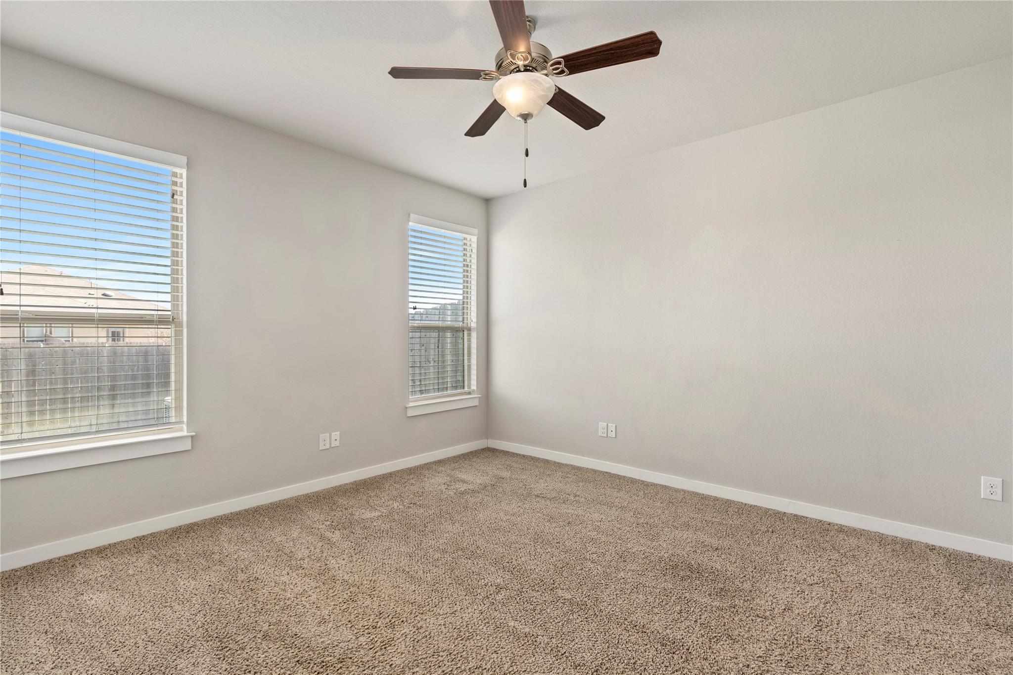 334-338 Creekside Curve Curv, New Braunfels, TX 78130