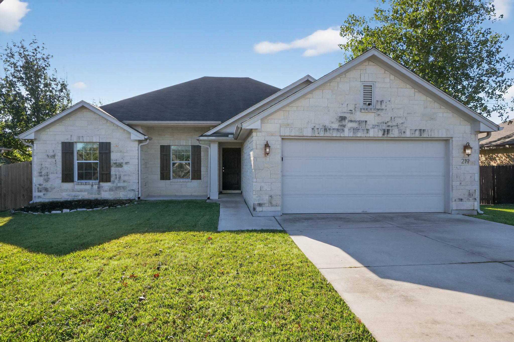 219 Valley Oaks Loop, Georgetown, TX 78626