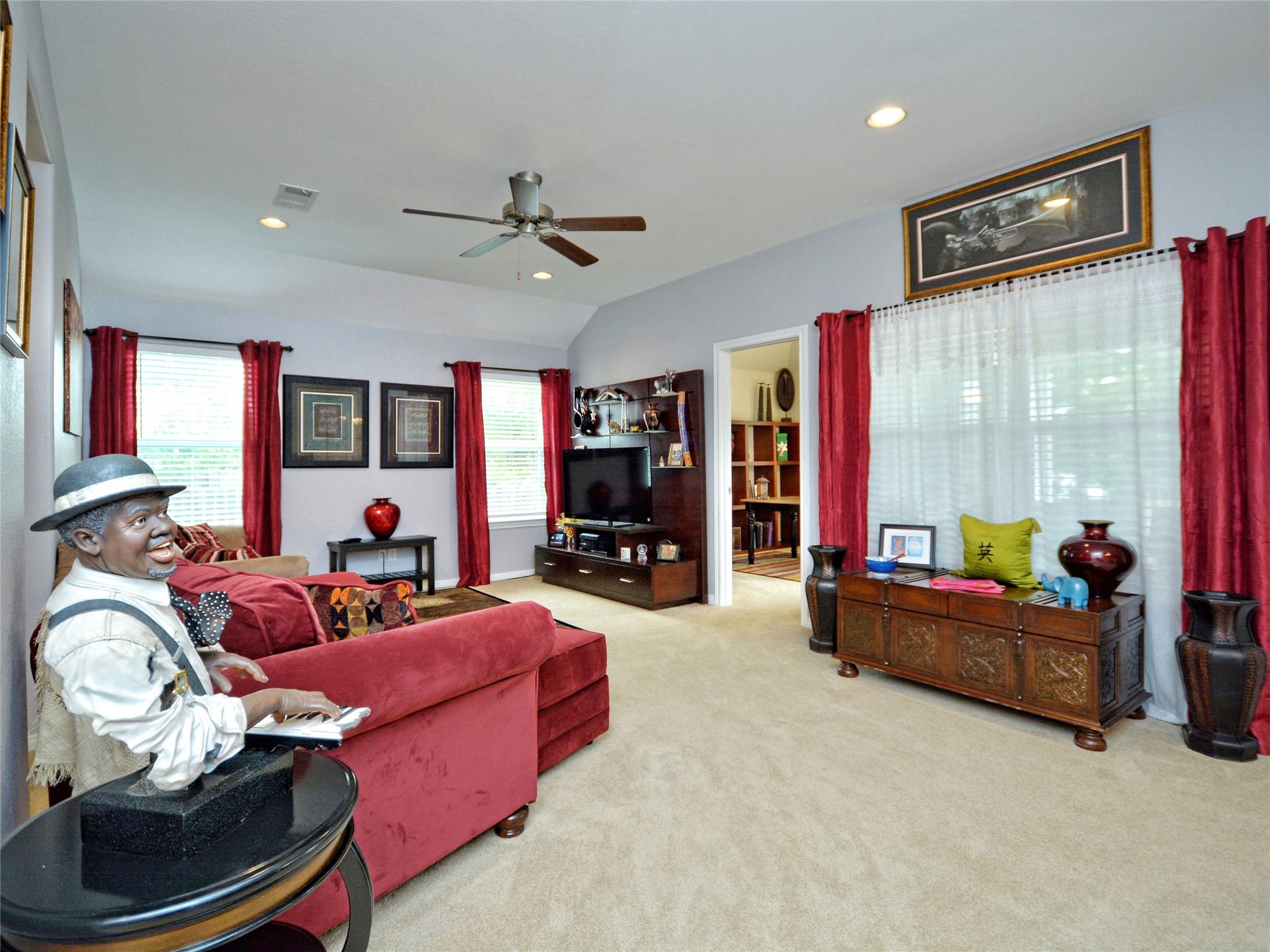 219 Valley Oaks Loop, Georgetown, TX 78626