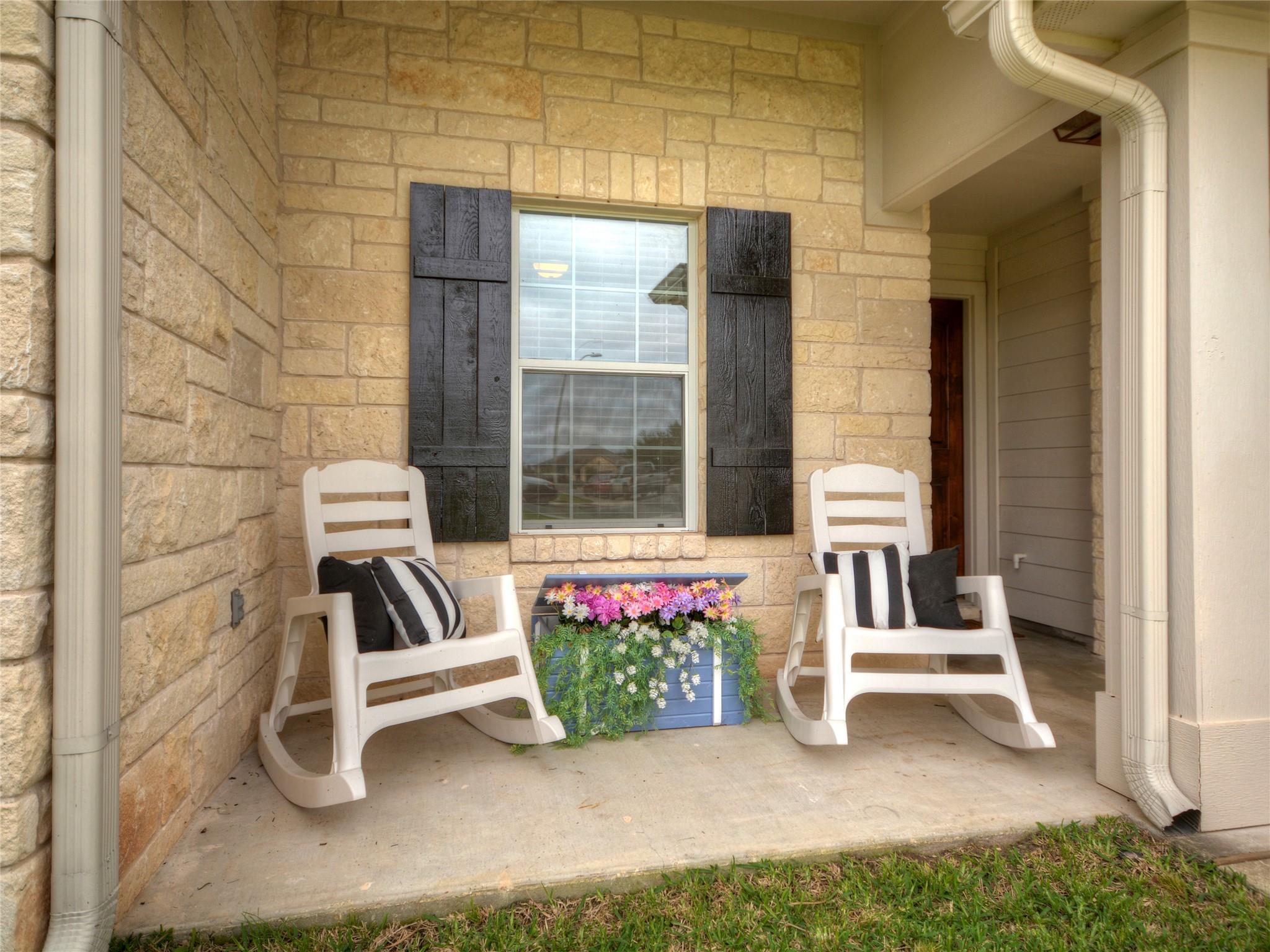 219 Valley Oaks Loop, Georgetown, TX 78626